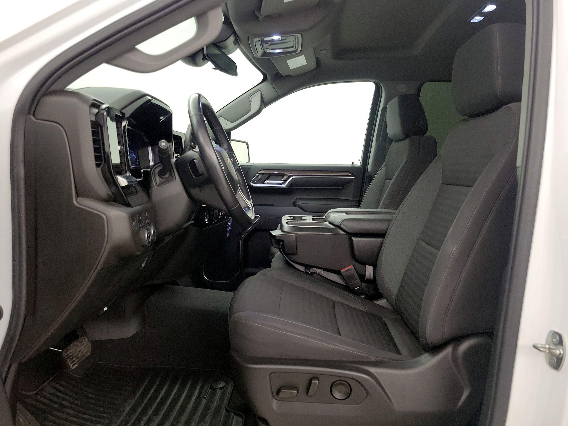 Thumbnail: 2022 Chevrolet Silverado 1500 - 11