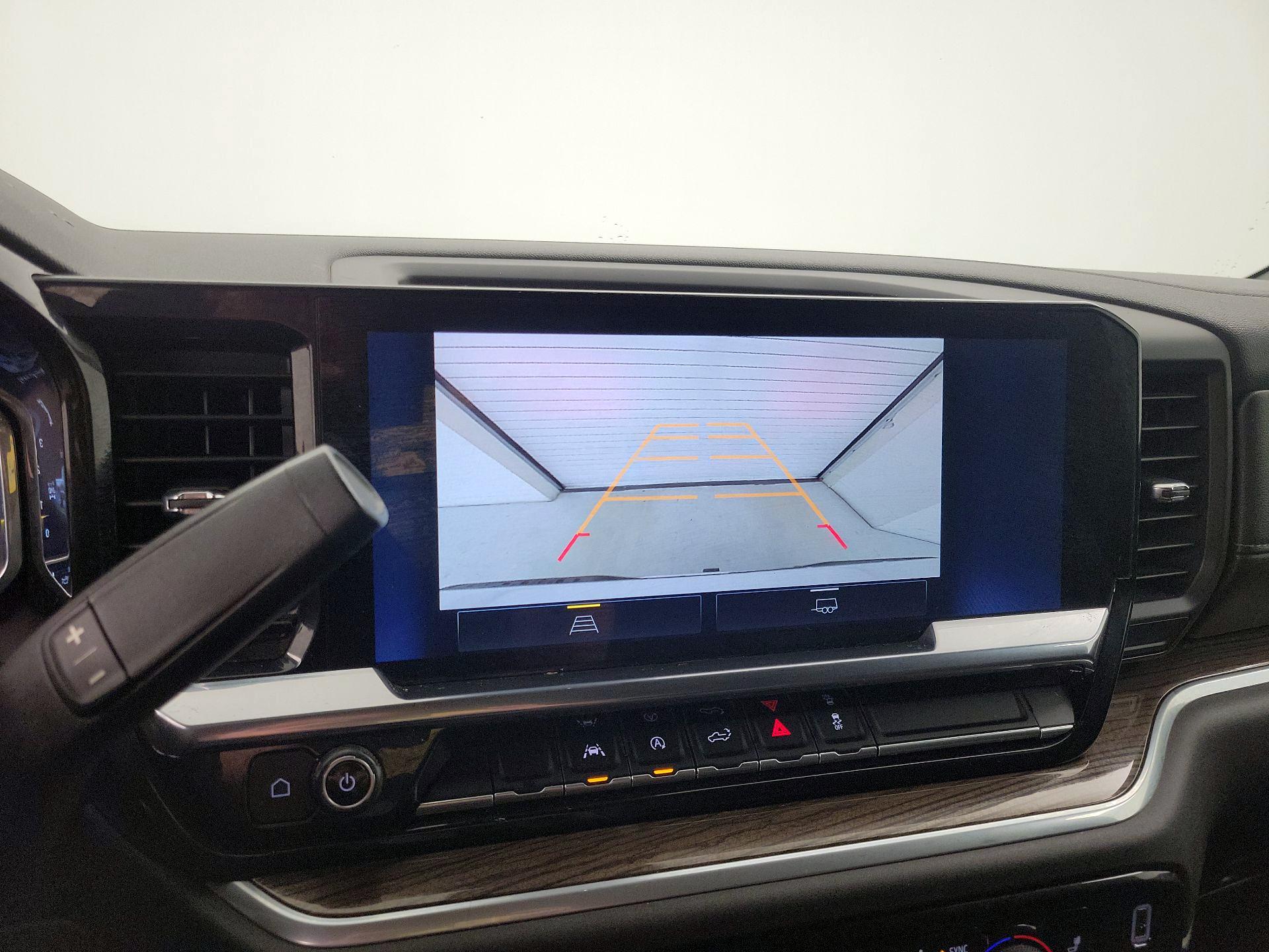 Thumbnail: 2022 Chevrolet Silverado 1500 - 14