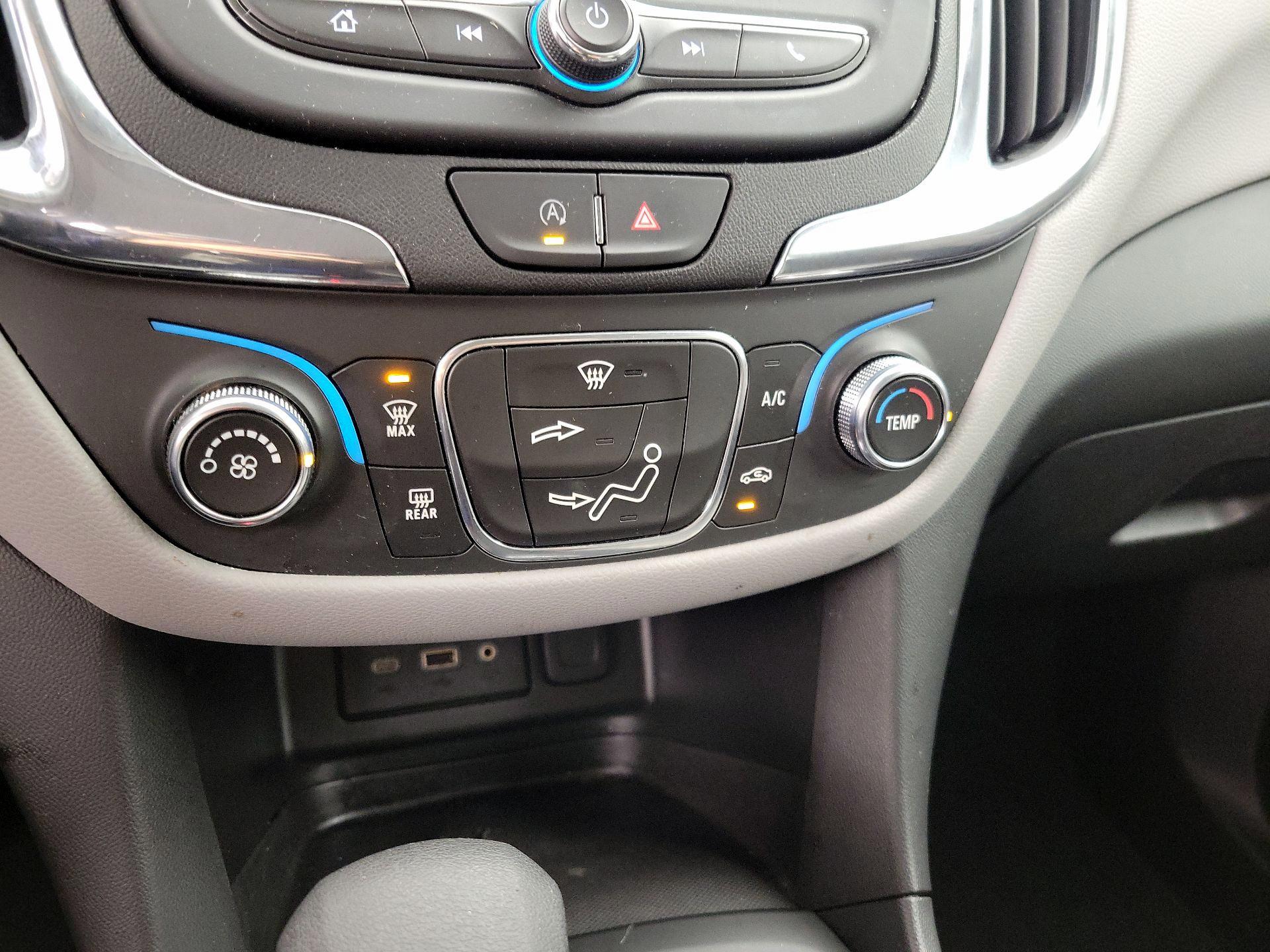 Thumbnail: 2022 Chevrolet Equinox - 16