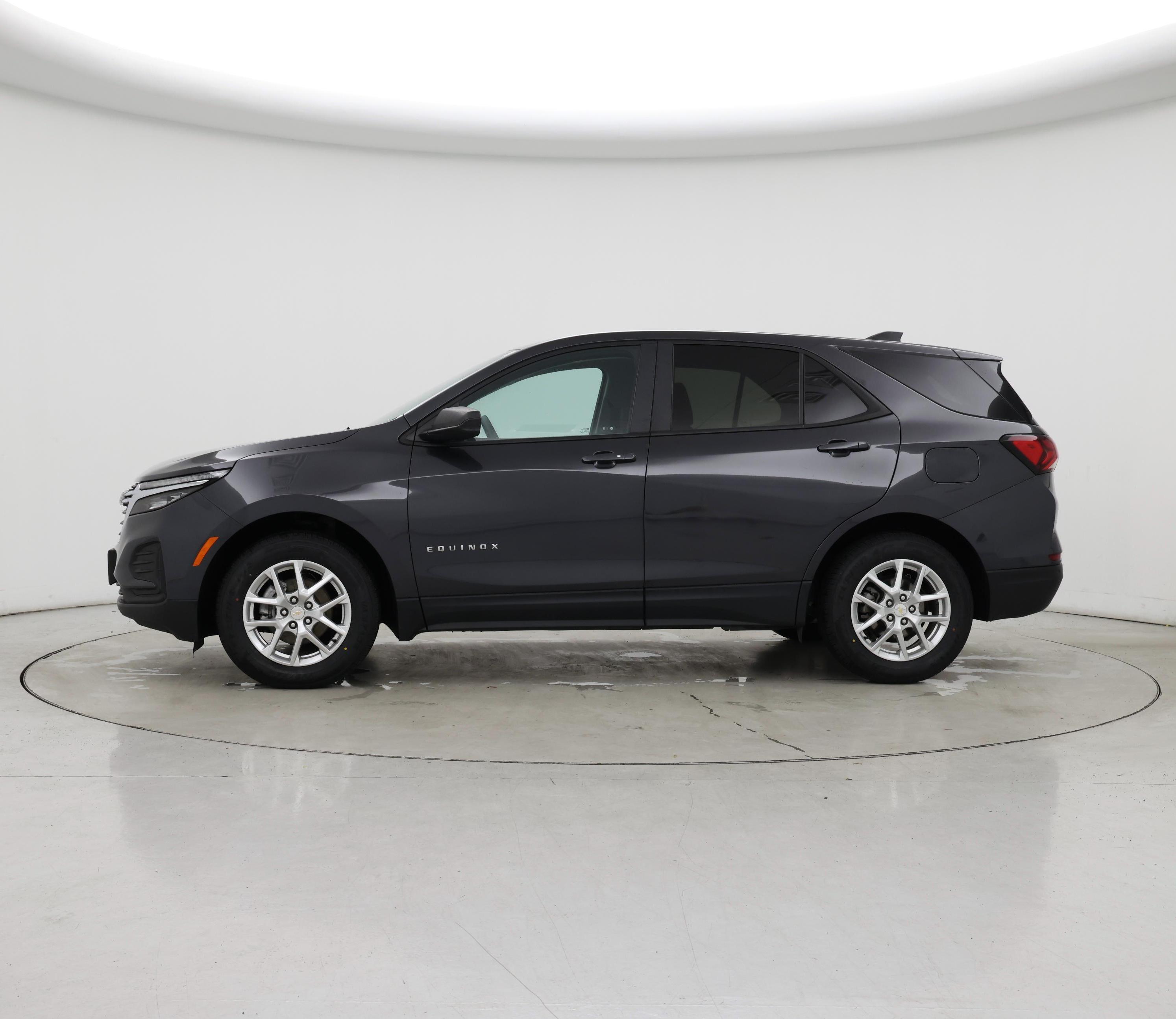 Thumbnail: 2022 Chevrolet Equinox - 3