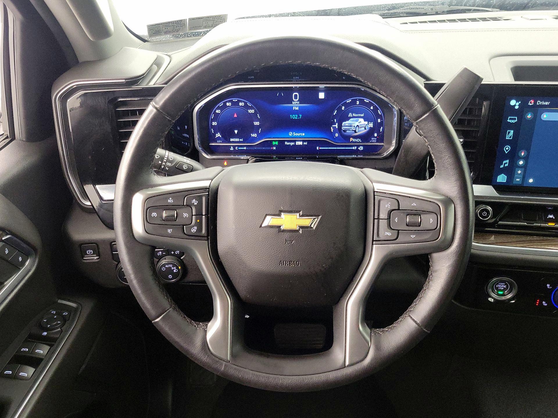 Thumbnail: 2022 Chevrolet Silverado 1500 - 10