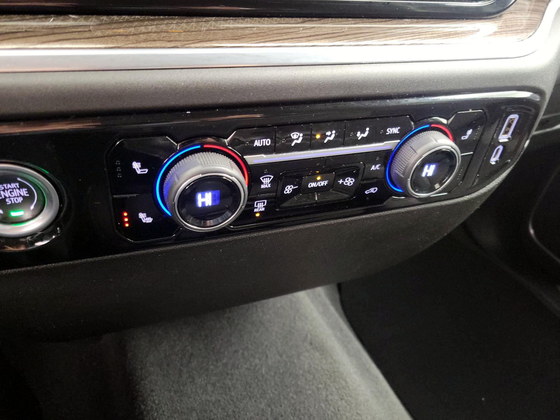 Thumbnail: 2022 Chevrolet Silverado 1500 - 17