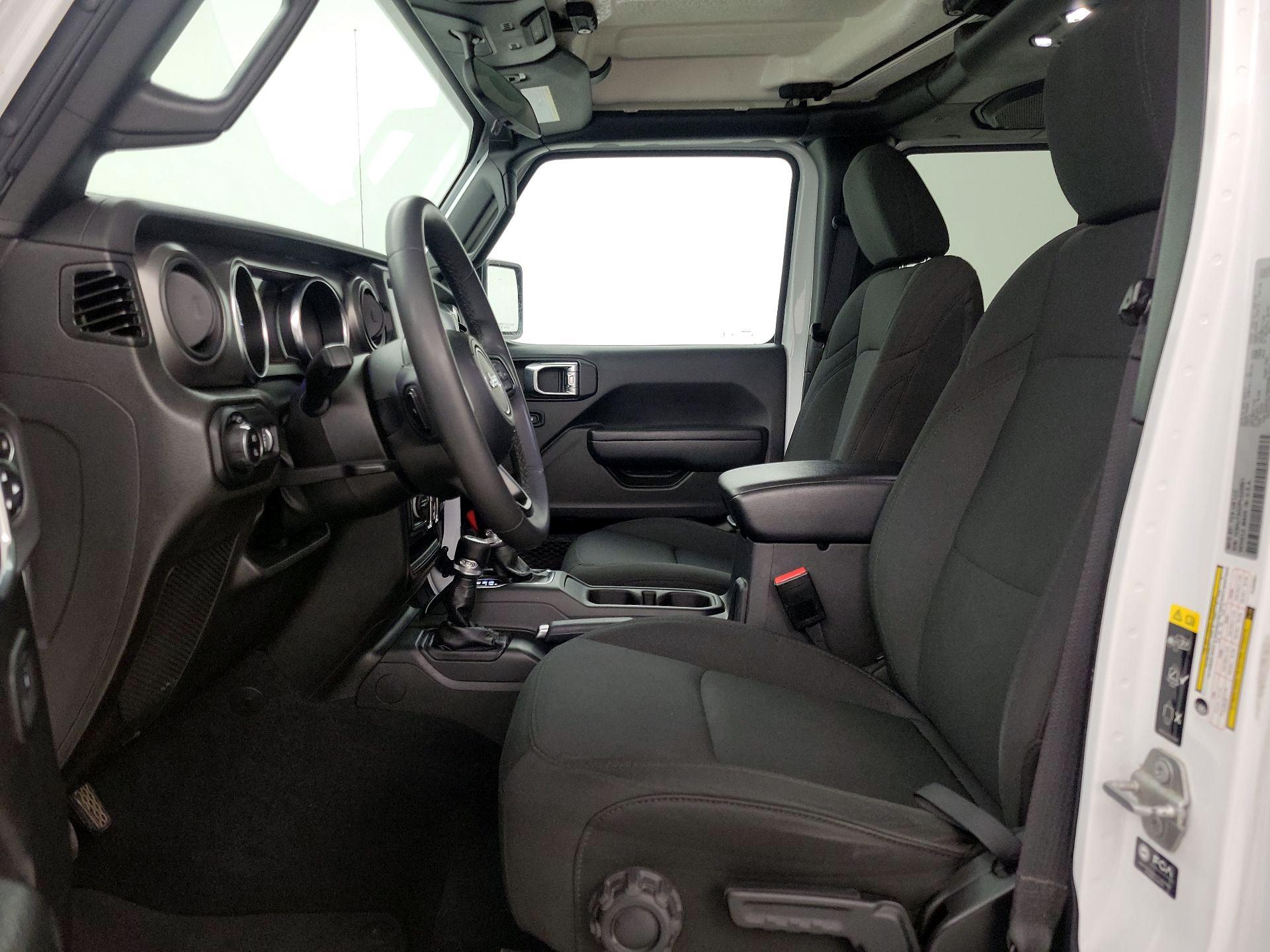 Thumbnail: 2023 Jeep Gladiator - 11