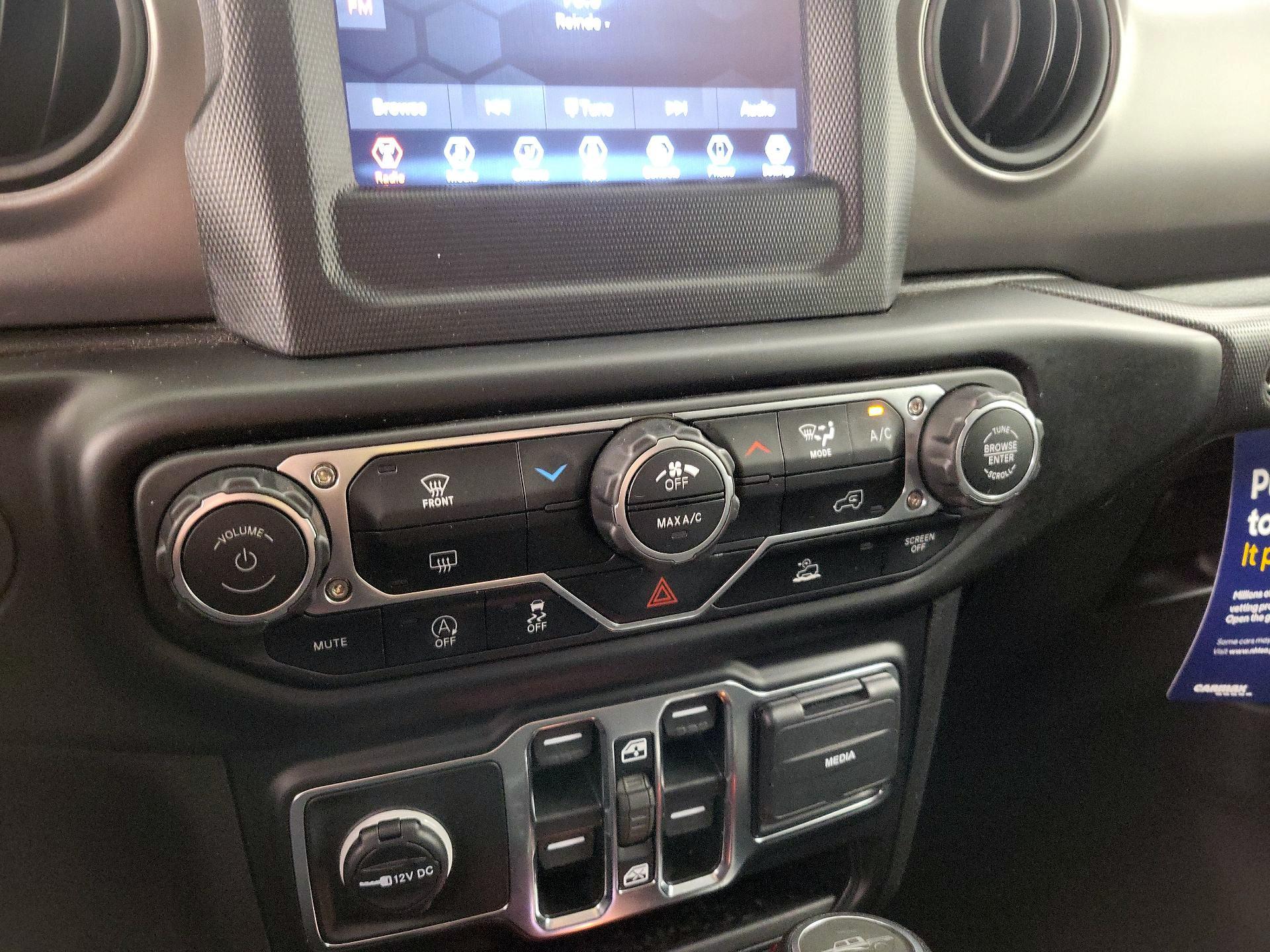 Thumbnail: 2023 Jeep Gladiator - 16