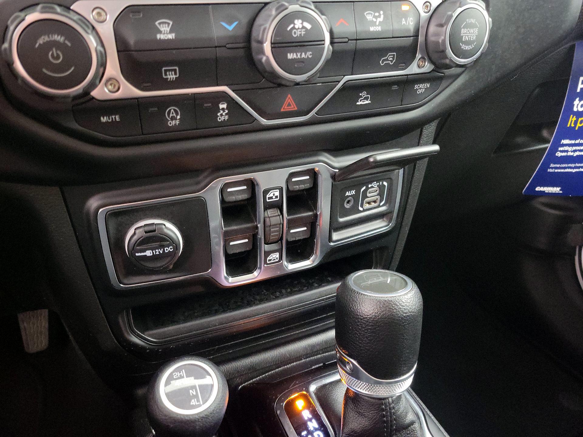 Thumbnail: 2023 Jeep Gladiator - 18