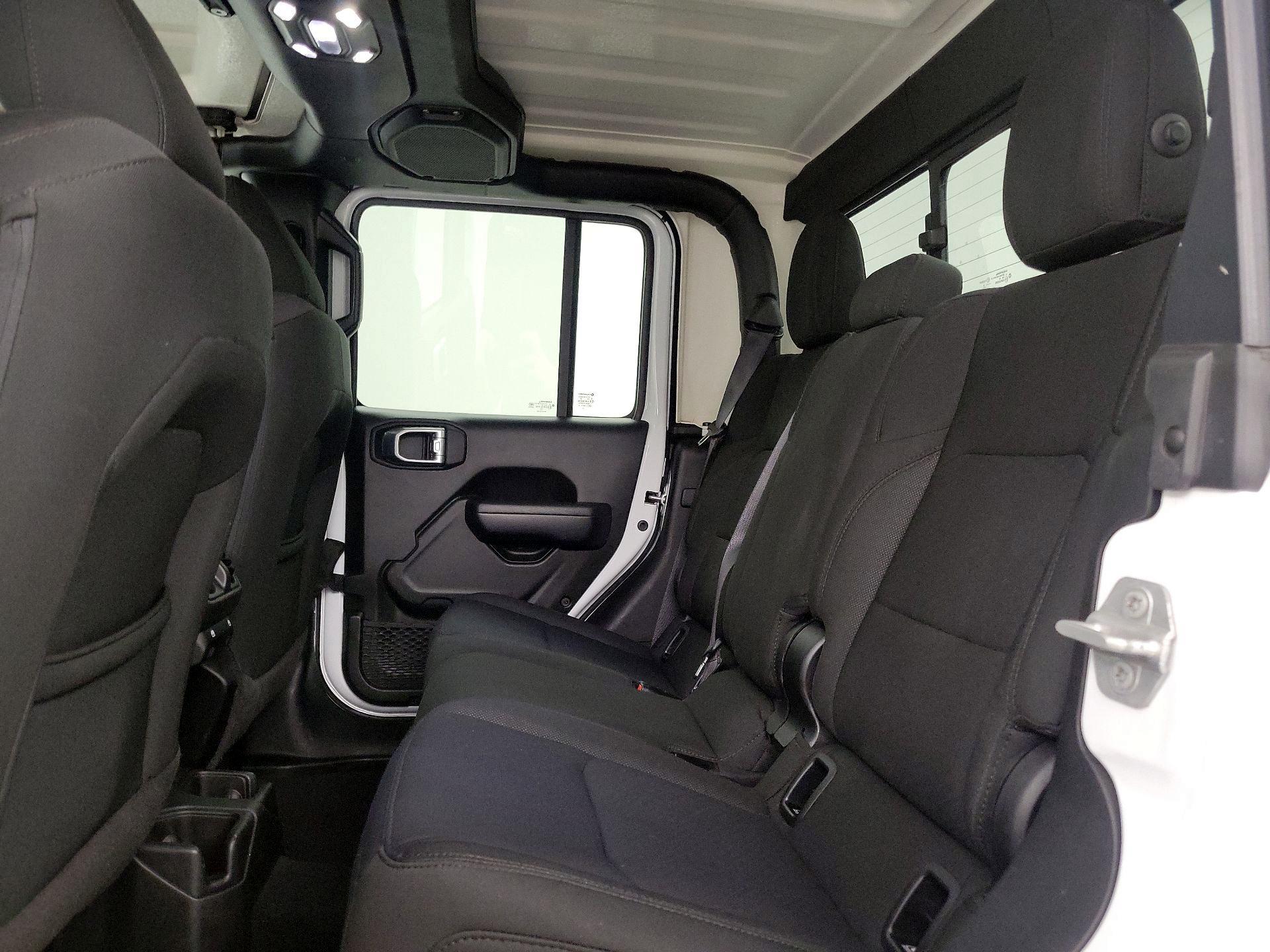 Thumbnail: 2023 Jeep Gladiator - 19