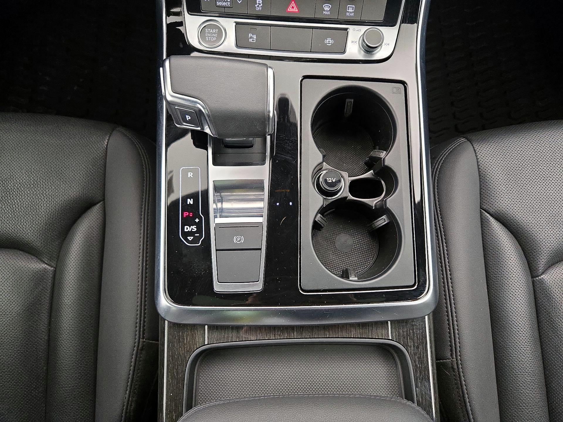 Thumbnail: 2022 Audi Q7 - 18