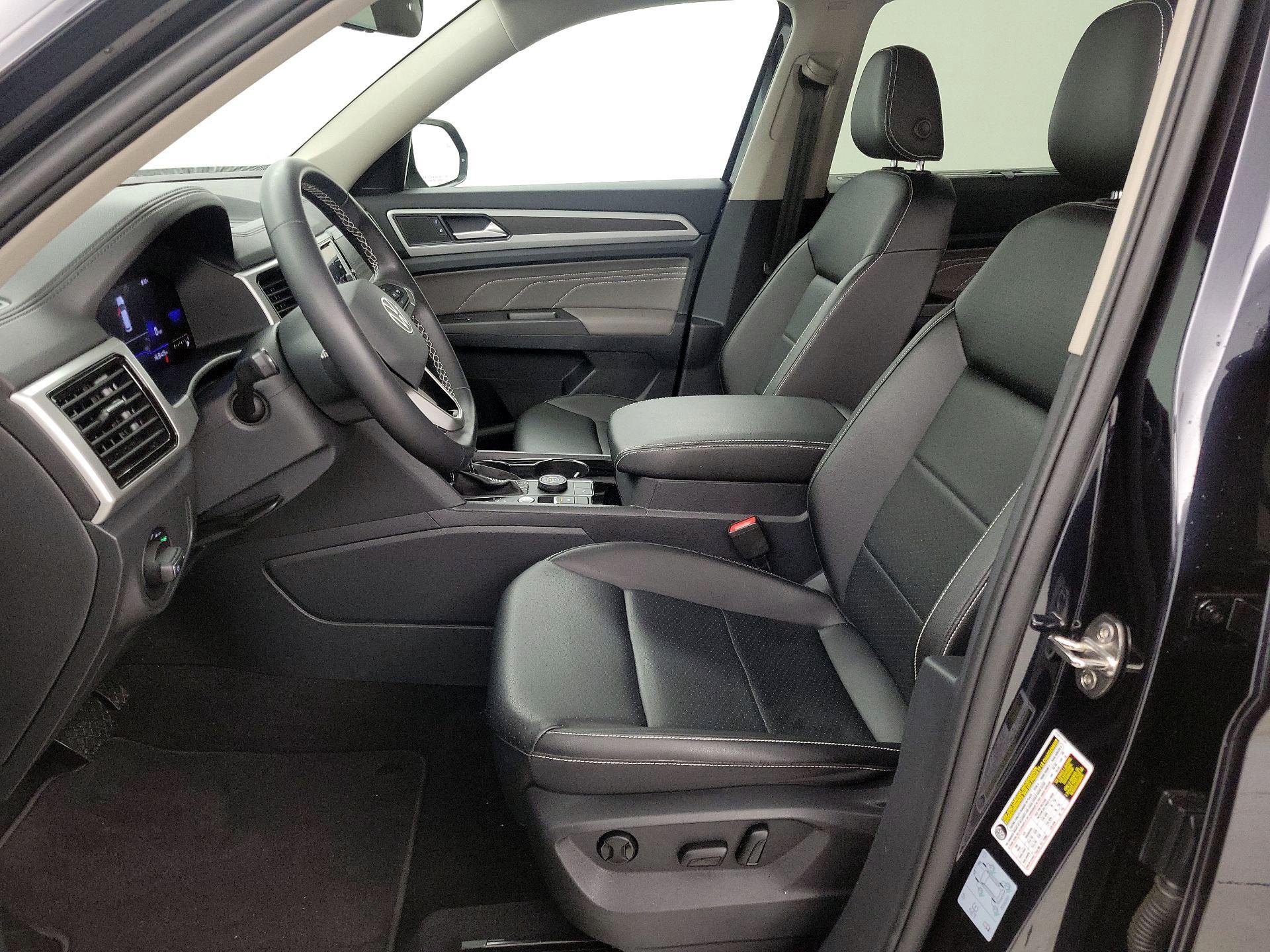 Thumbnail: 2022 Volkswagen Atlas - 11