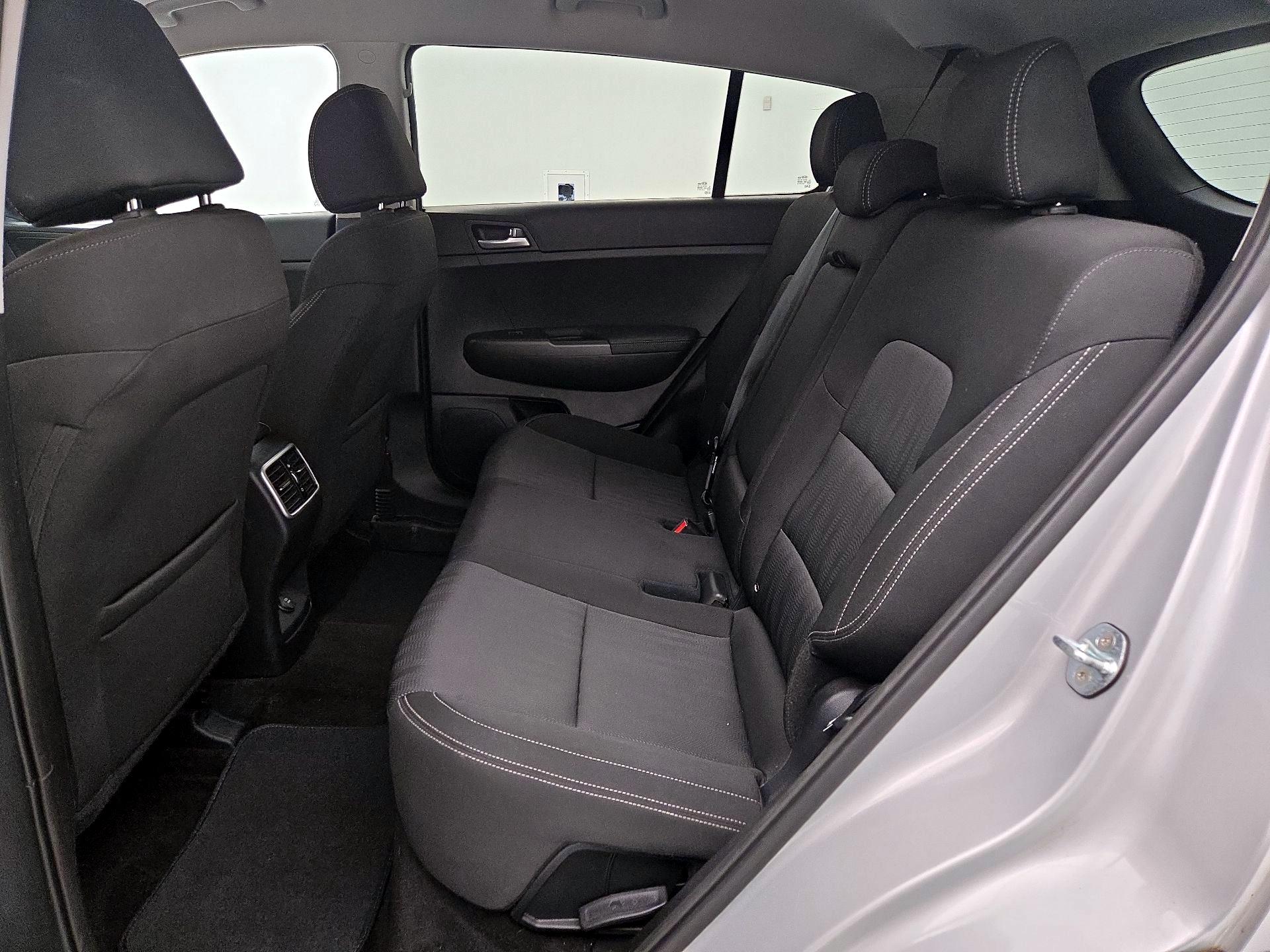 Thumbnail: 2022 Kia Sportage - 19