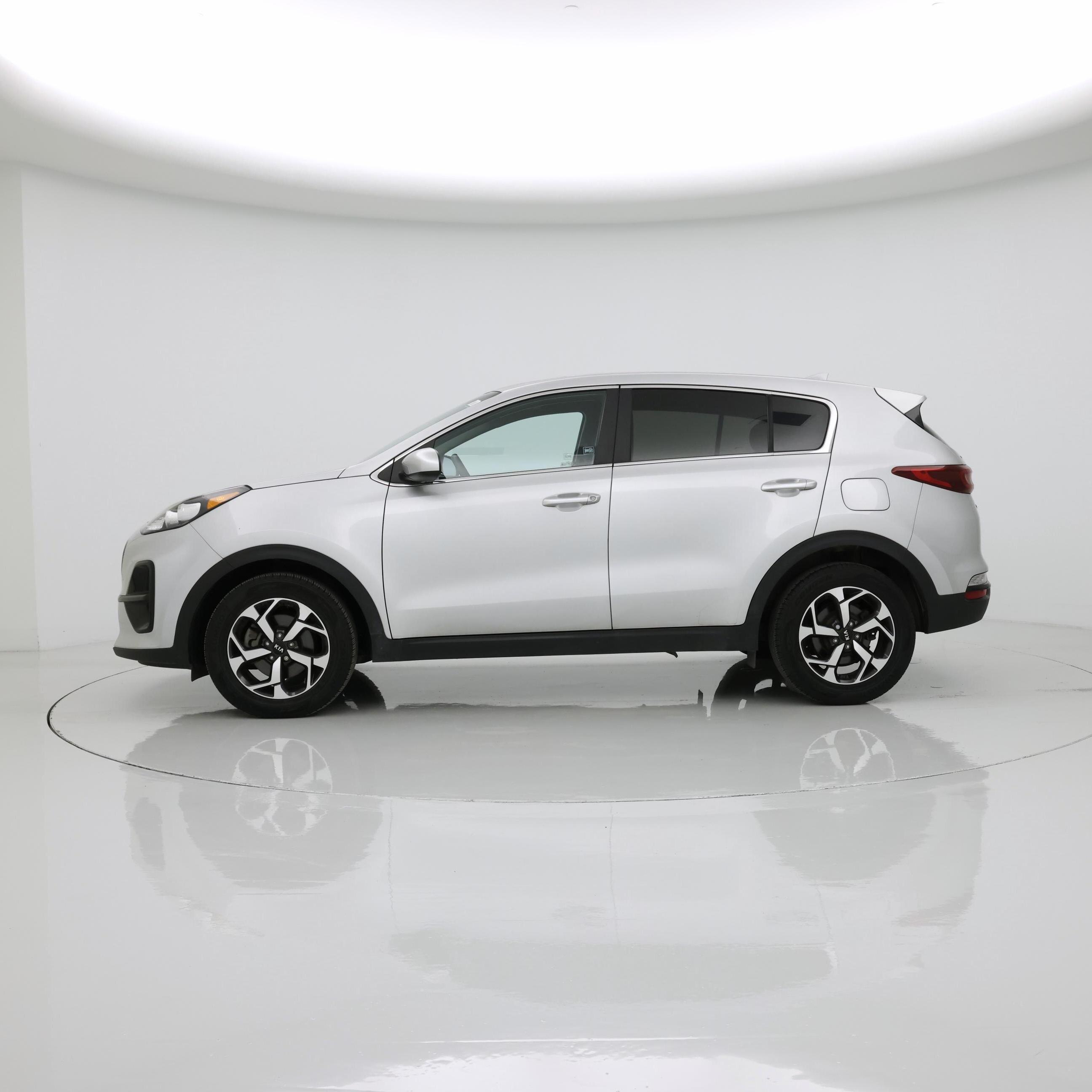 Thumbnail: 2022 Kia Sportage - 3