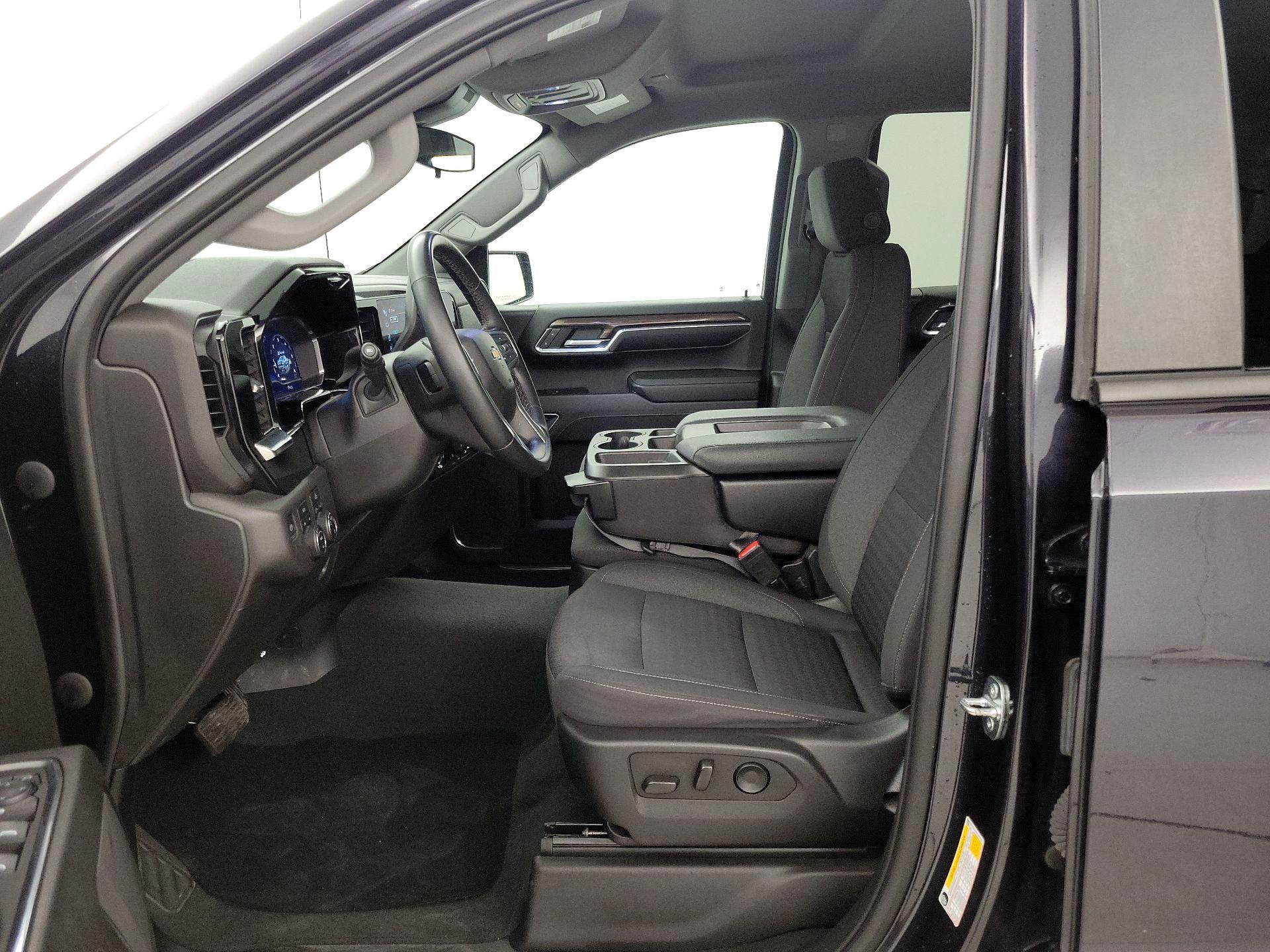 Thumbnail: 2023 Chevrolet Silverado 1500 - 11