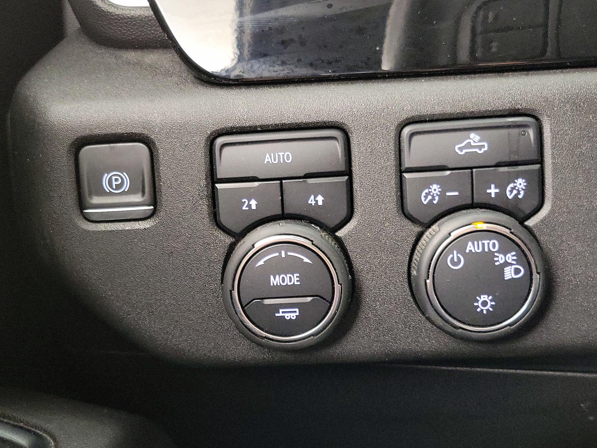 Thumbnail: 2023 Chevrolet Silverado 1500 - 13