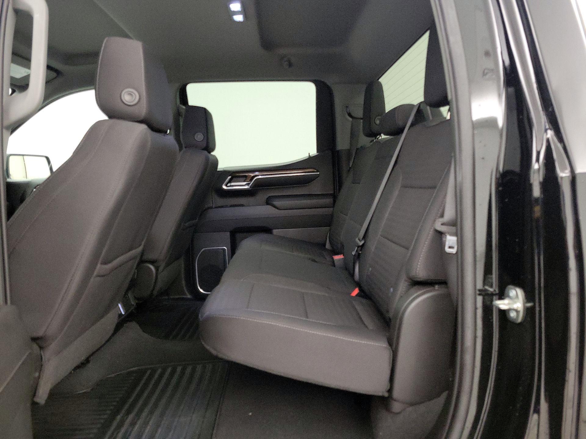 Thumbnail: 2023 Chevrolet Silverado 1500 - 19