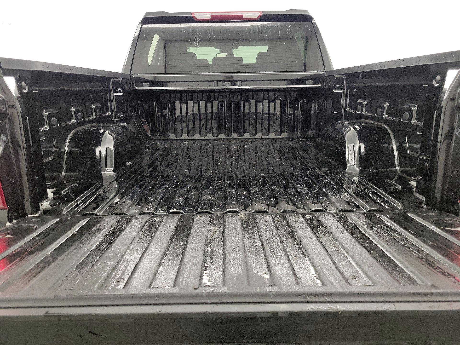 Thumbnail: 2023 Chevrolet Silverado 1500 - 20