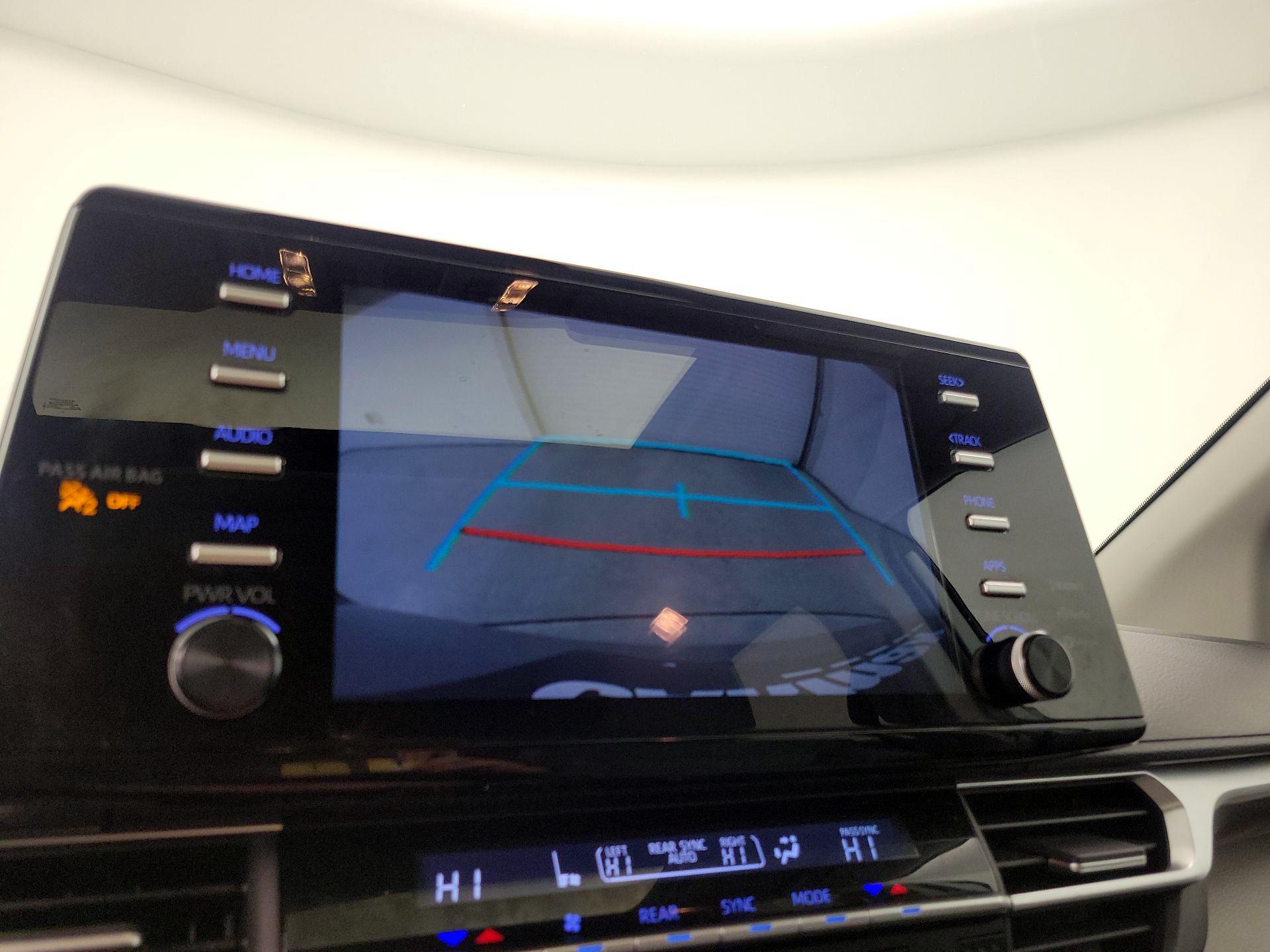 Thumbnail: 2024 Toyota Sienna - 14