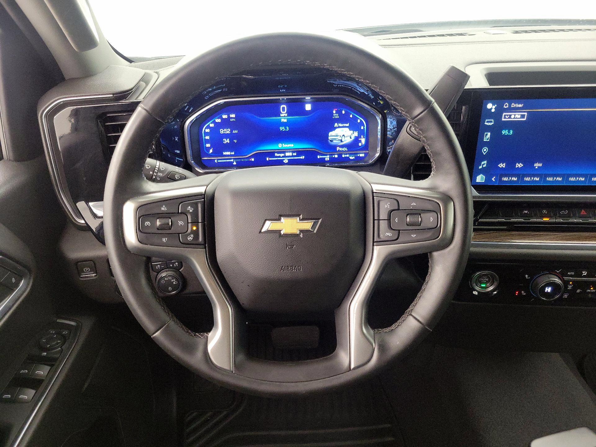 Thumbnail: 2023 Chevrolet Silverado 1500 - 10