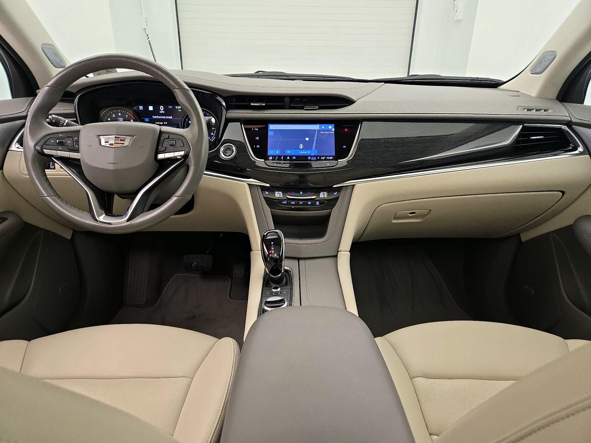 Thumbnail: 2022 Cadillac XT6 - 9