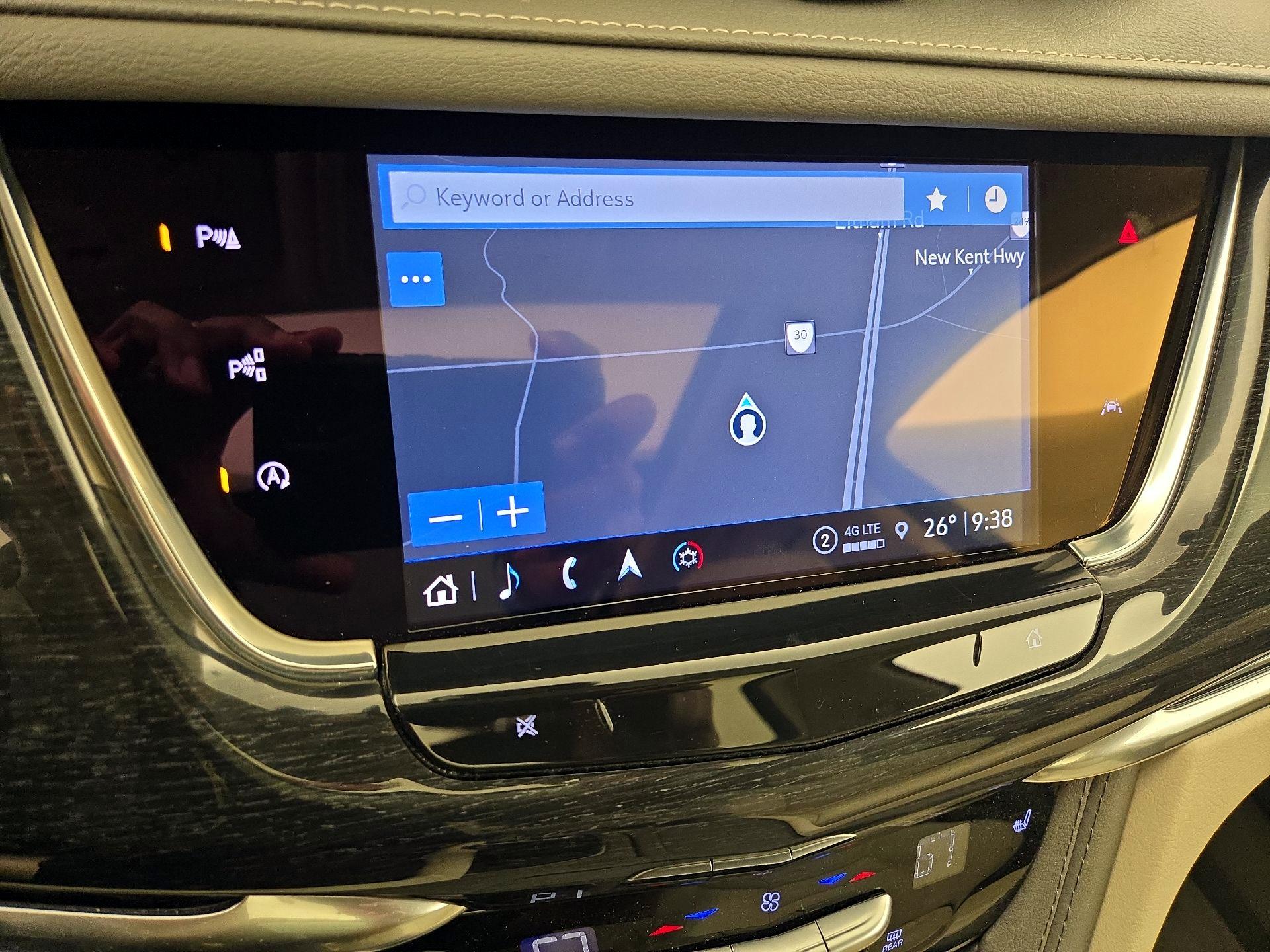 Thumbnail: 2022 Cadillac XT6 - 14