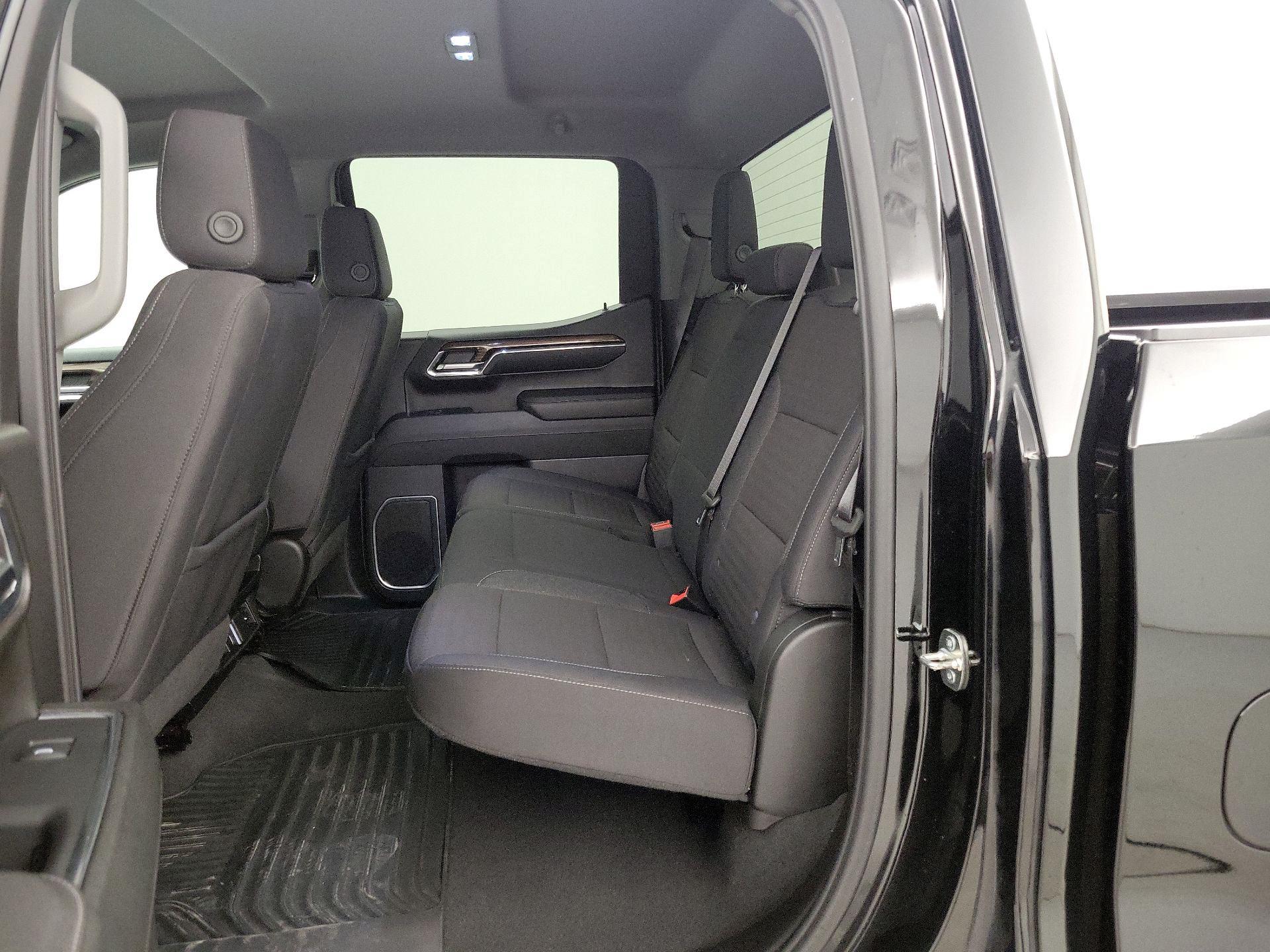 Thumbnail: 2024 Chevrolet Silverado 1500 - 19