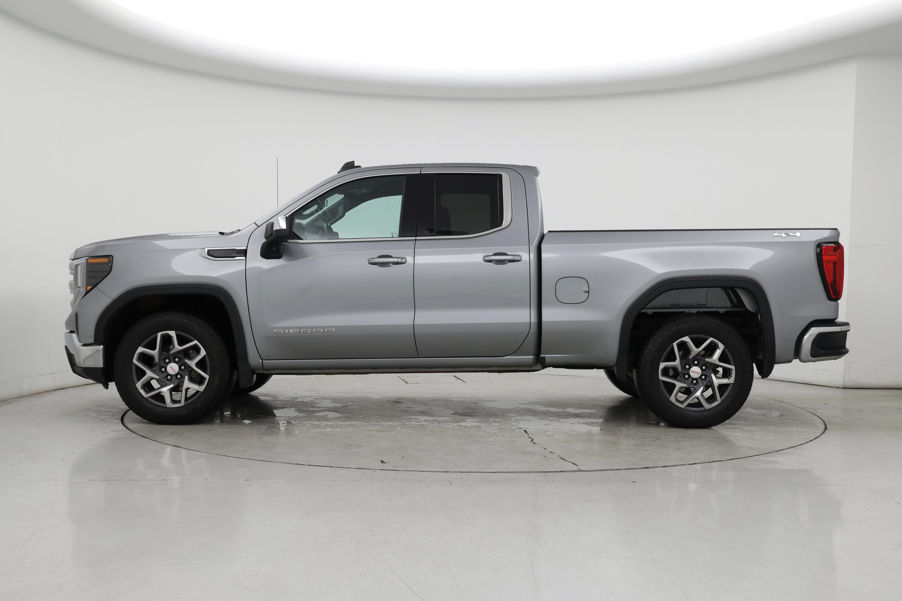 Thumbnail: 2023 GMC Sierra 1500 - 3