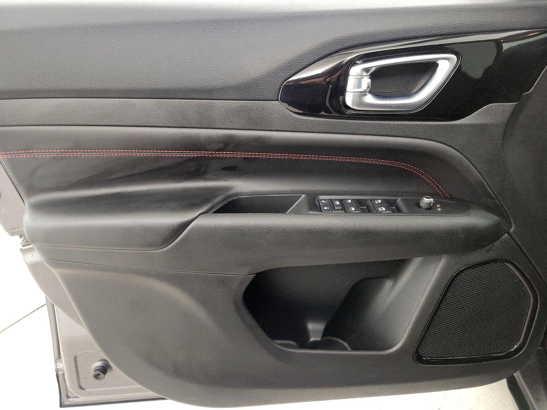 Thumbnail: 2022 Jeep Compass - 12