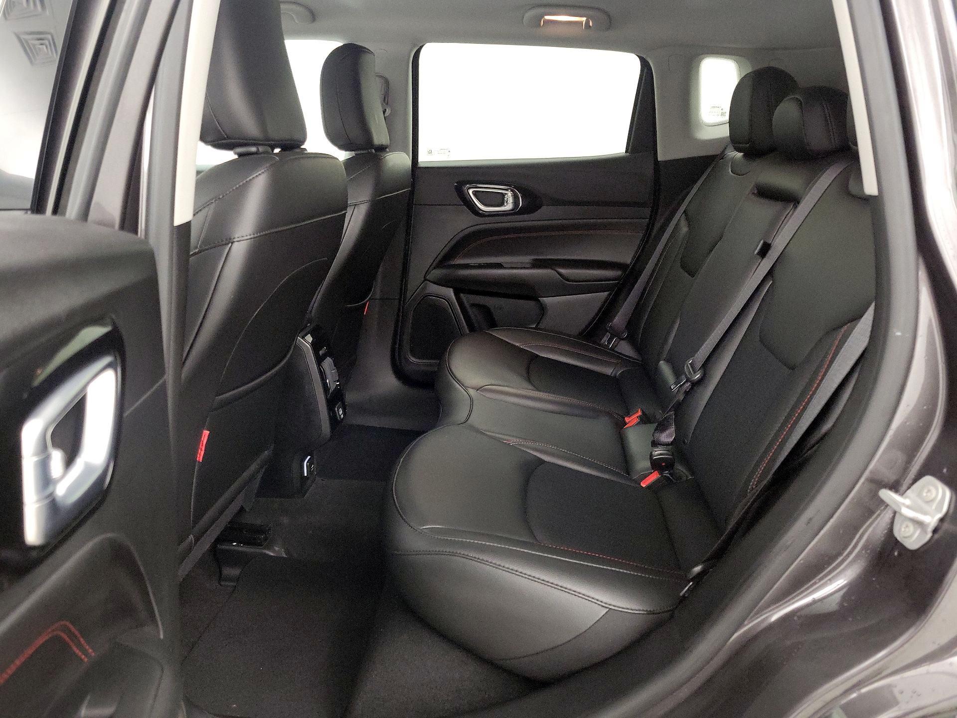 Thumbnail: 2022 Jeep Compass - 19