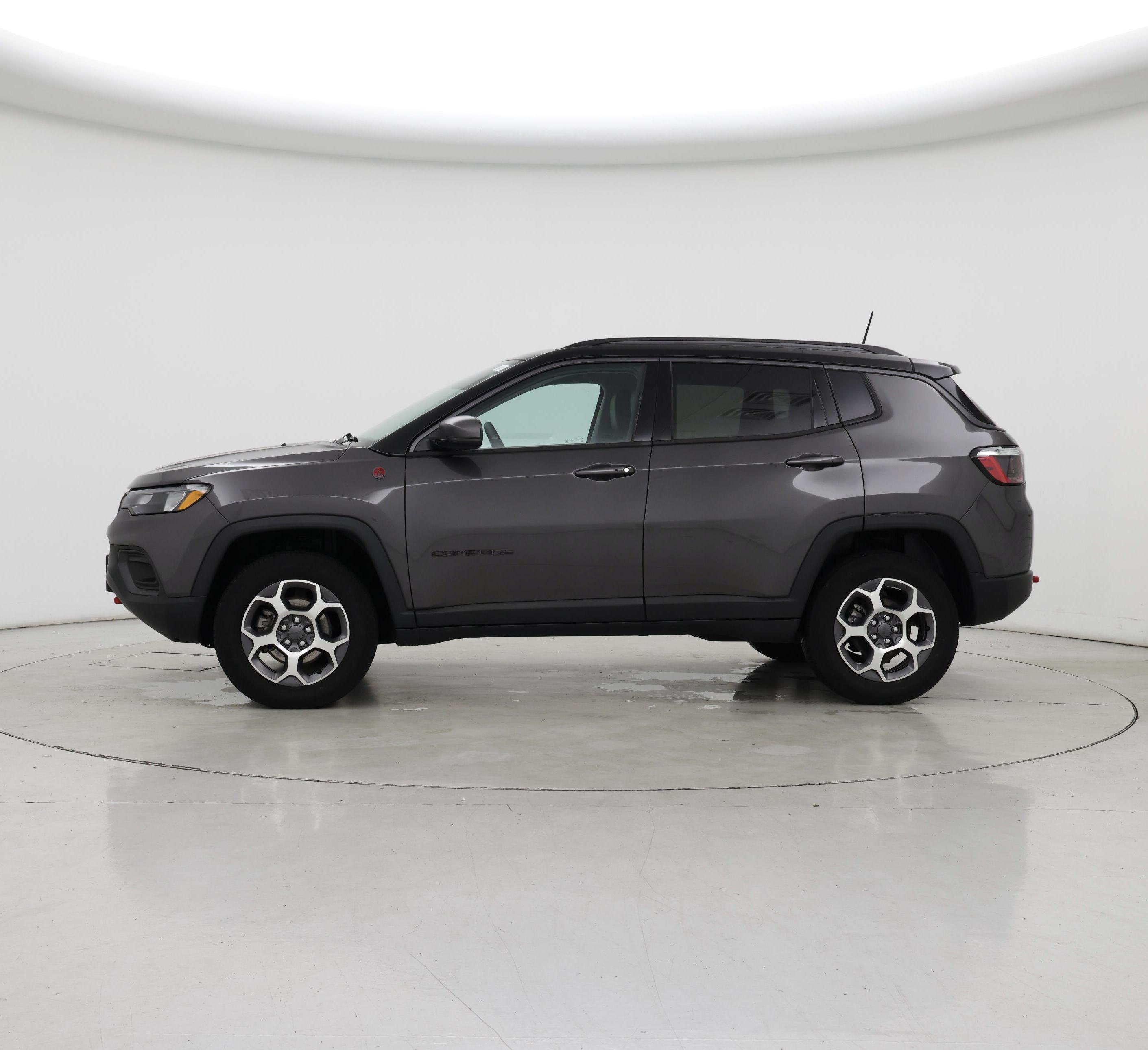 Thumbnail: 2022 Jeep Compass - 3