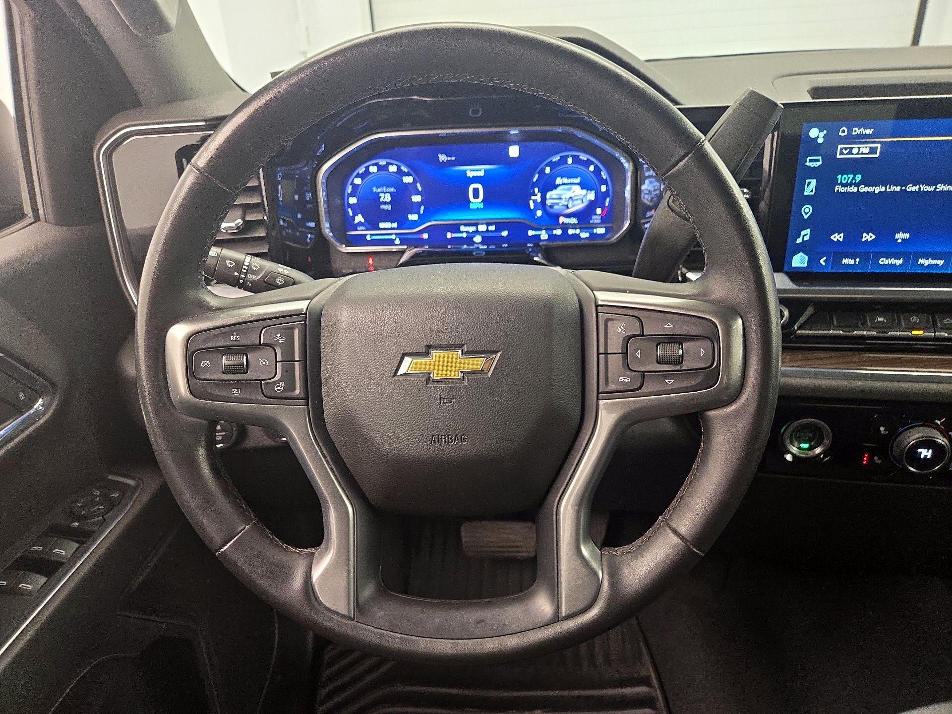 Thumbnail: 2023 Chevrolet Silverado 1500 - 10