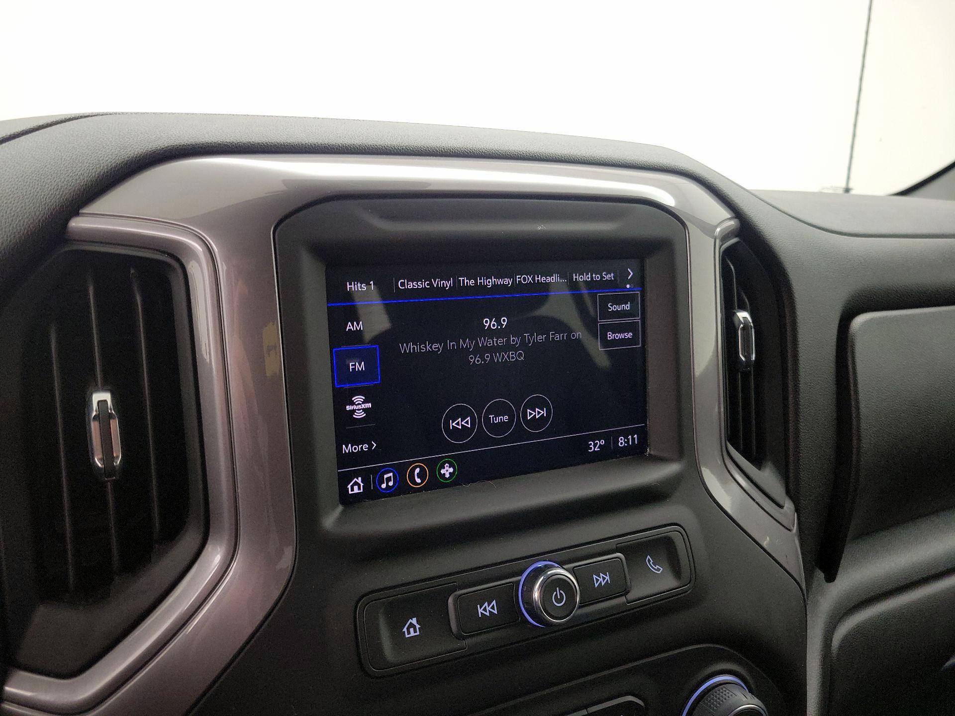 Thumbnail: 2022 Chevrolet Silverado 1500 - 15