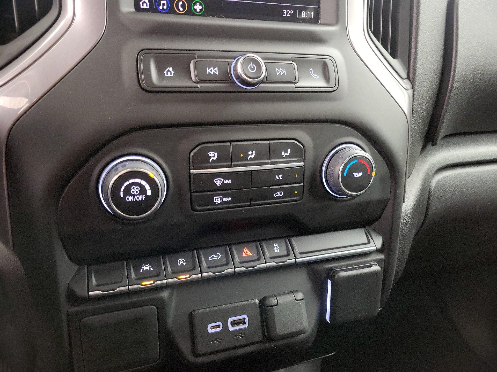 Thumbnail: 2022 Chevrolet Silverado 1500 - 16