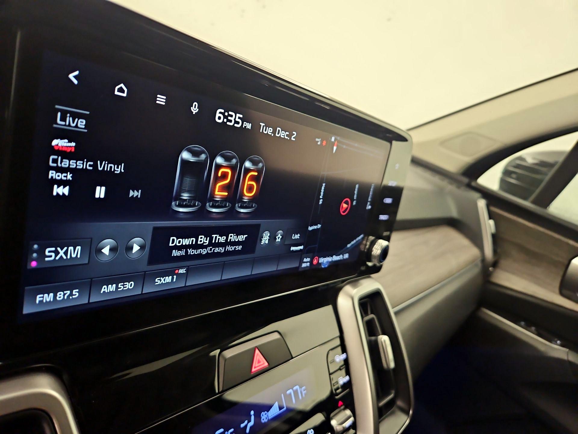 Thumbnail: 2022 Kia Sorento - 16