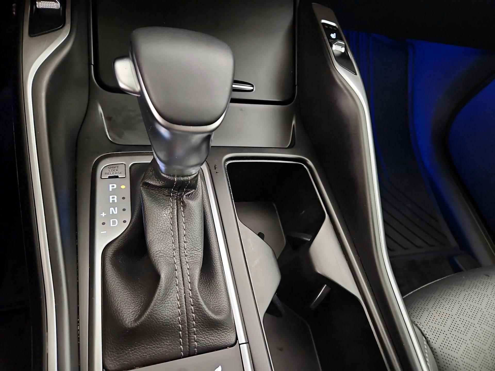 Thumbnail: 2022 Kia Sorento - 18