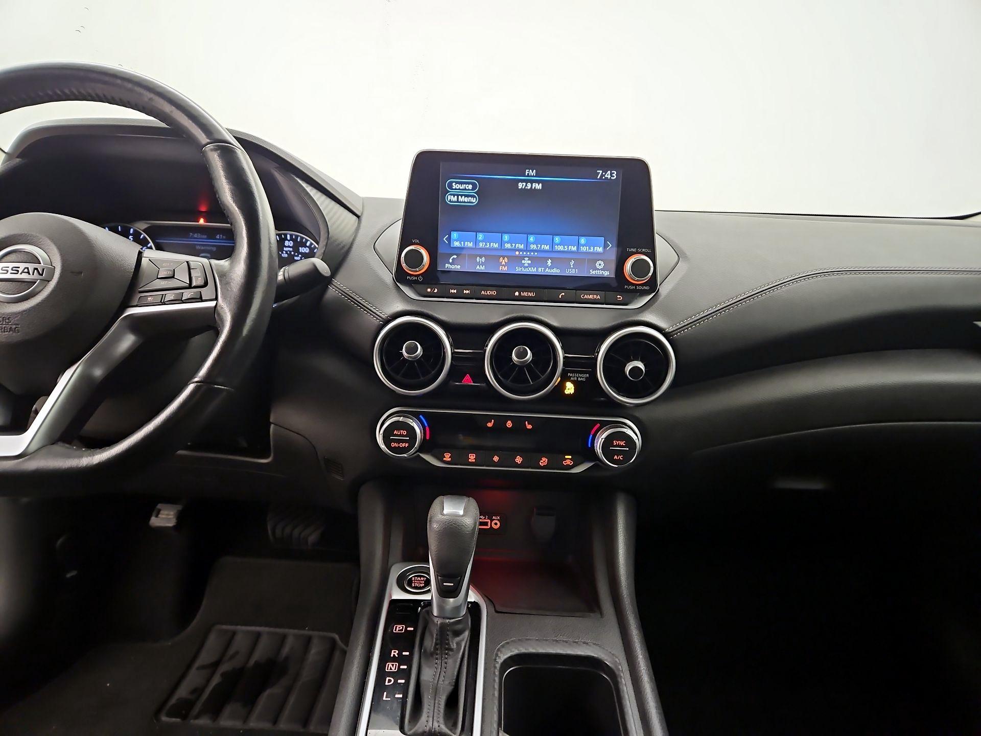 Thumbnail: 2023 Nissan Sentra - 9