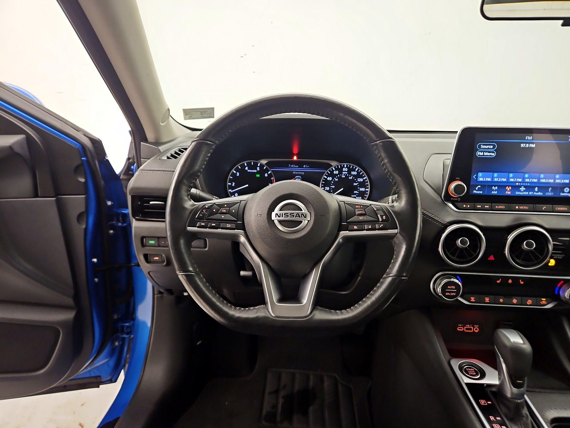 Thumbnail: 2023 Nissan Sentra - 10