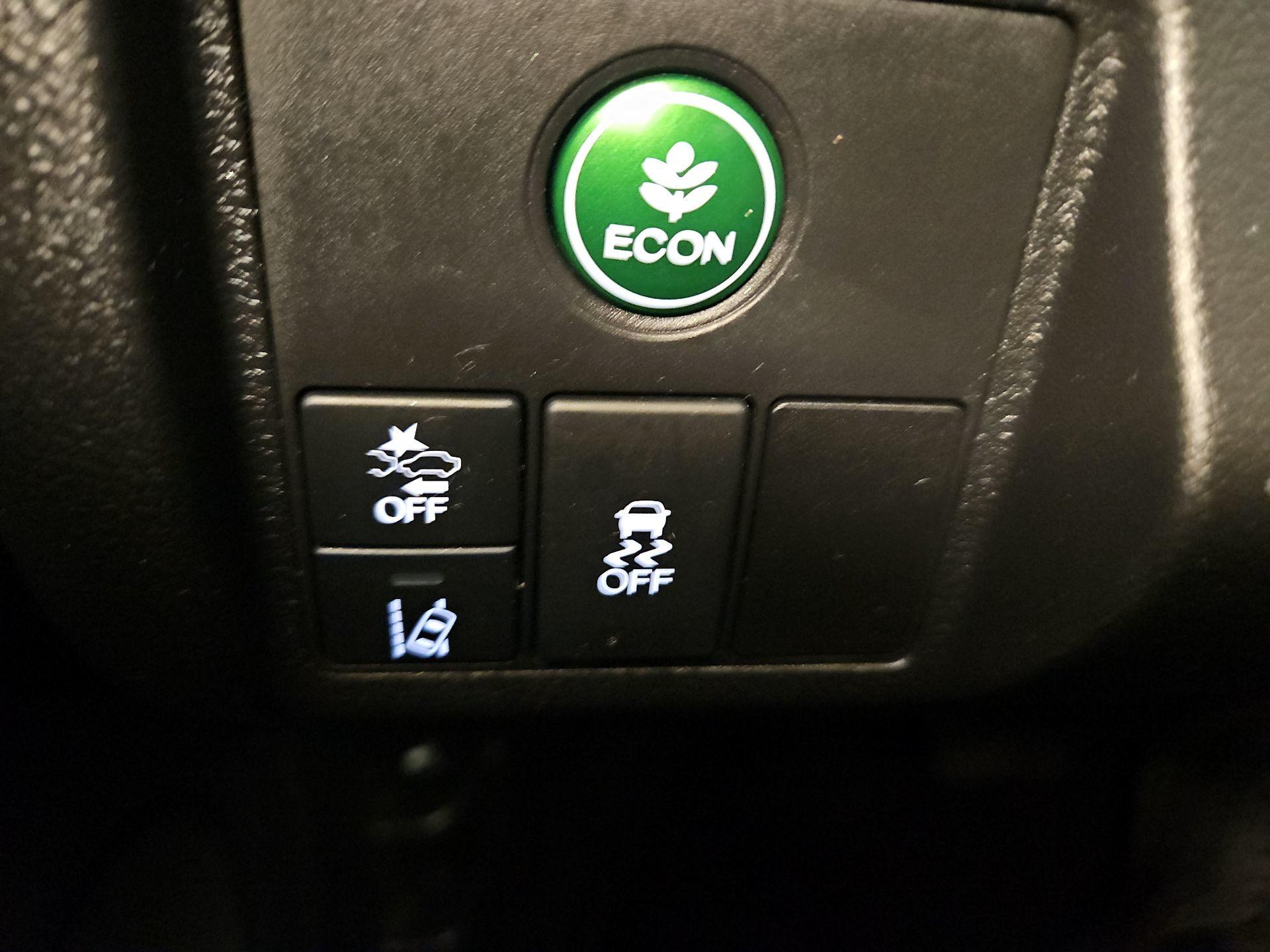 Thumbnail: 2022 Honda HR-V - 13