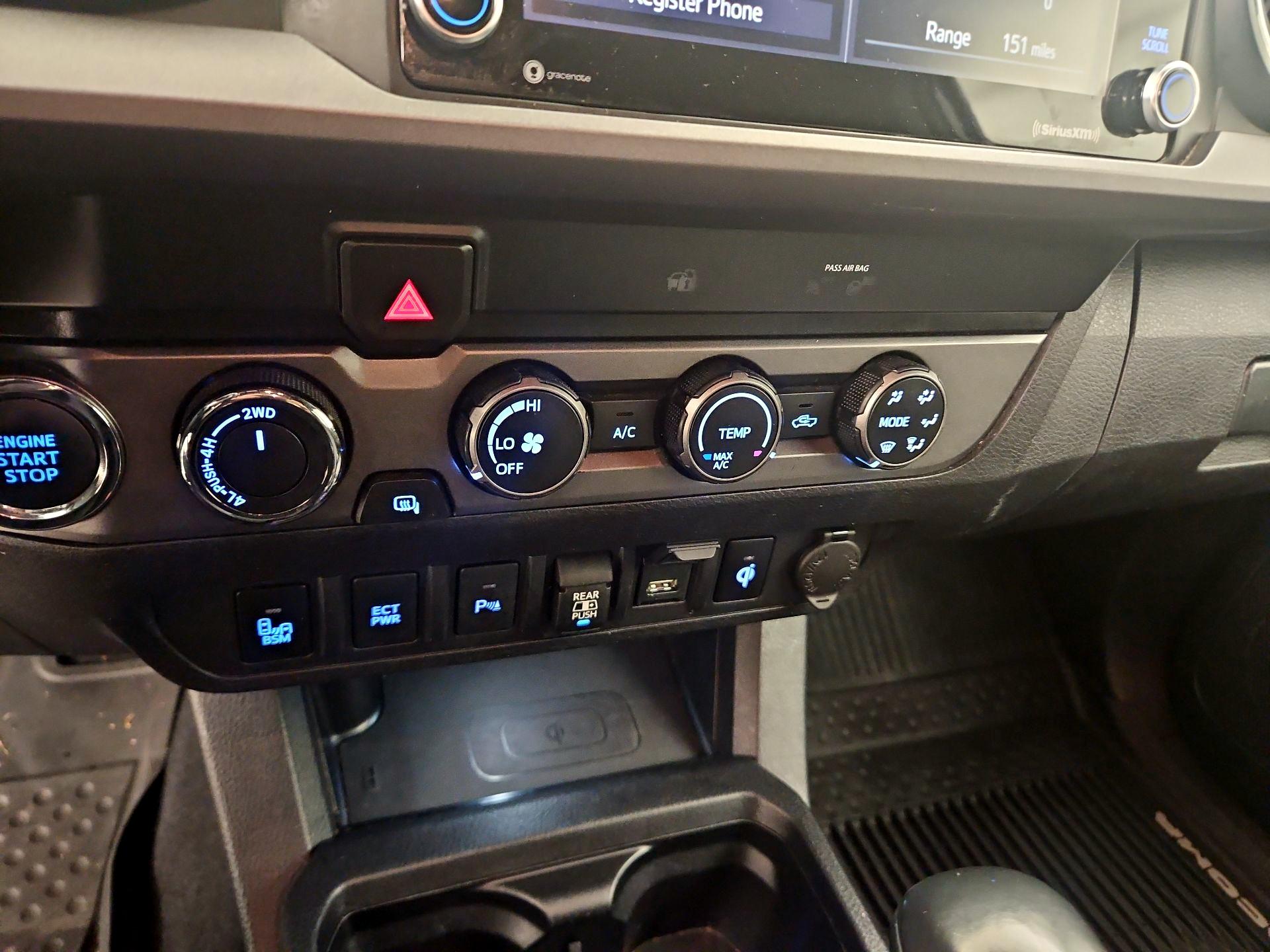 Thumbnail: 2020 Toyota Tacoma - 16