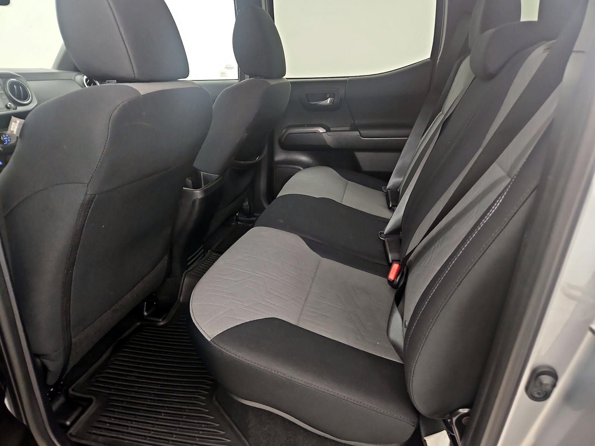 Thumbnail: 2020 Toyota Tacoma - 19