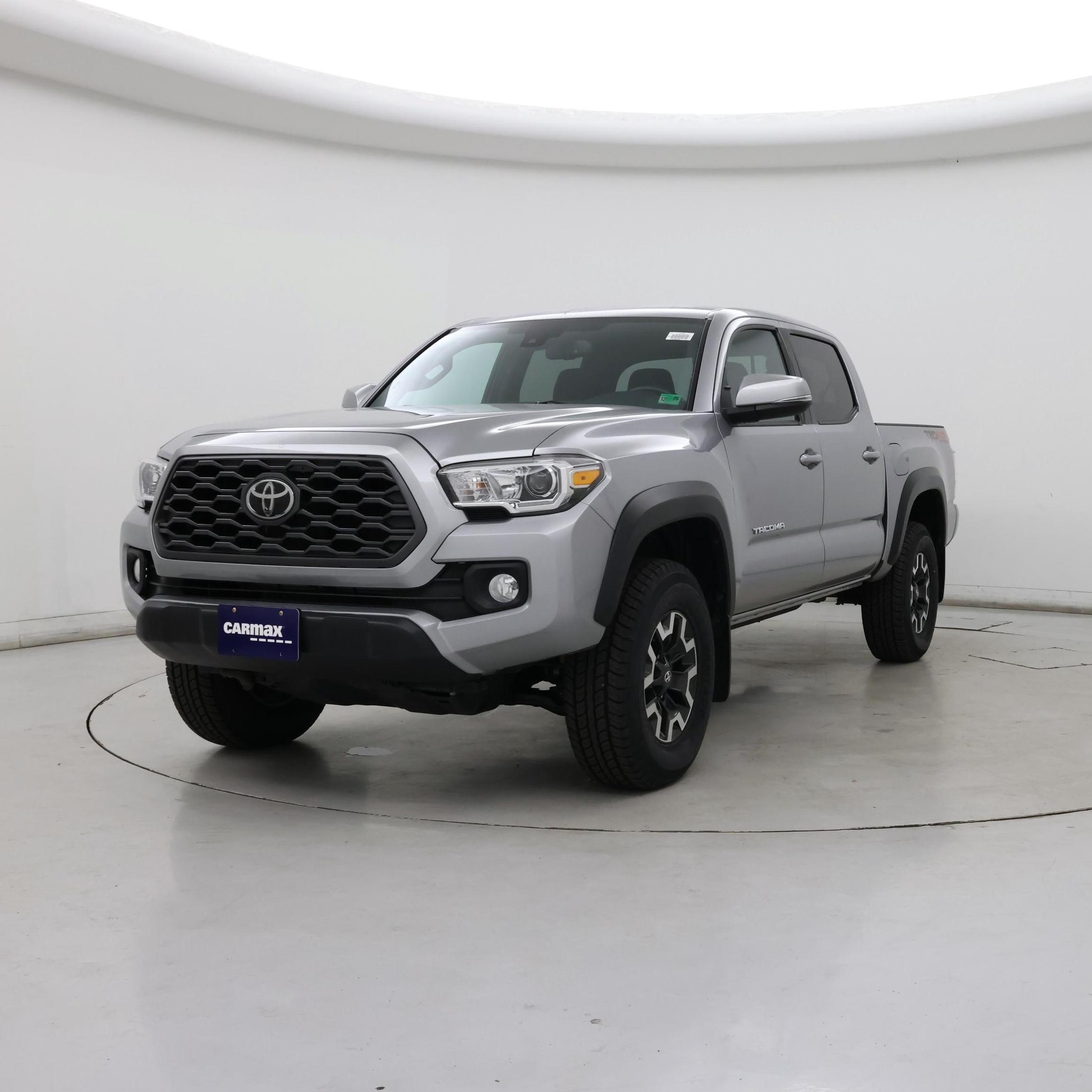 Thumbnail: 2020 Toyota Tacoma - 4