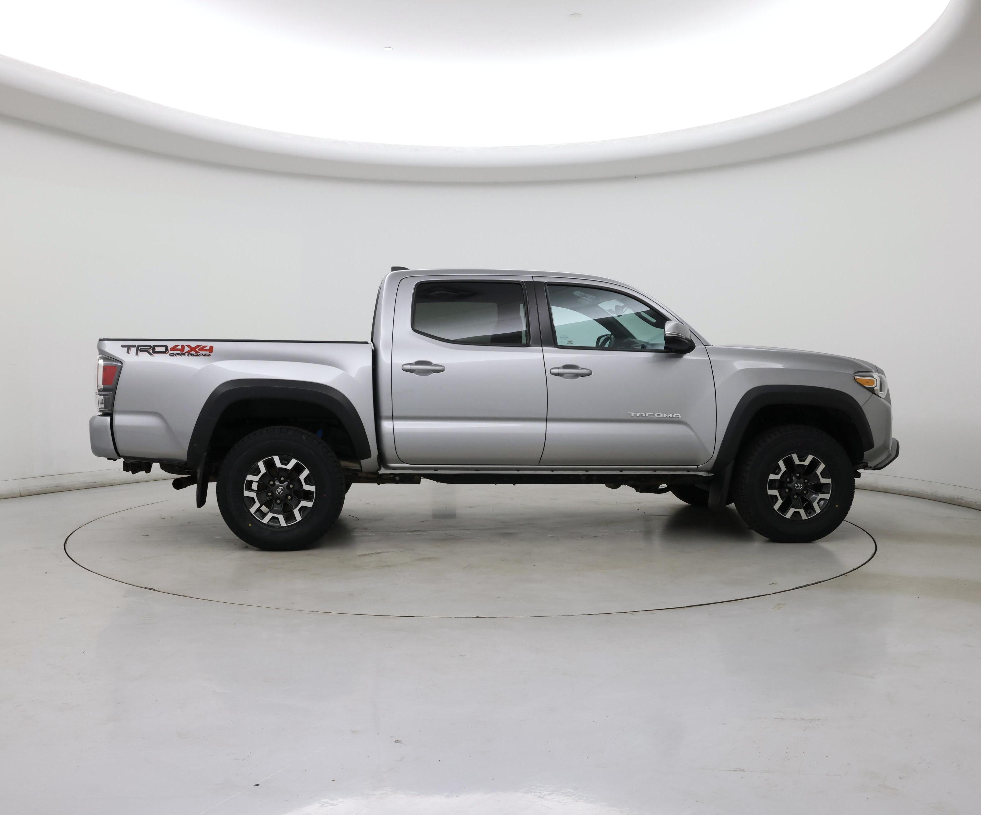 Thumbnail: 2020 Toyota Tacoma - 7