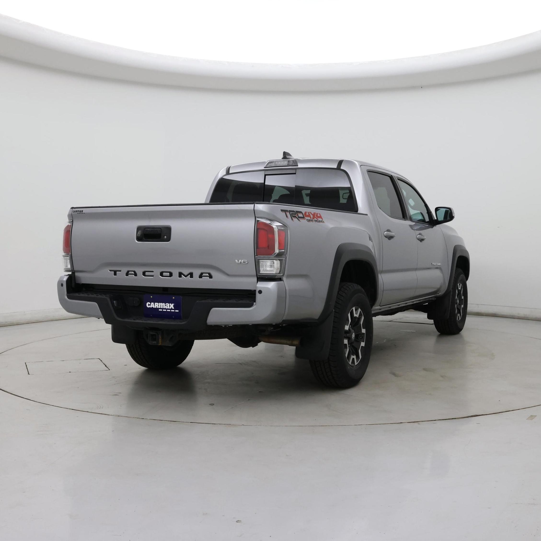 Thumbnail: 2020 Toyota Tacoma - 8