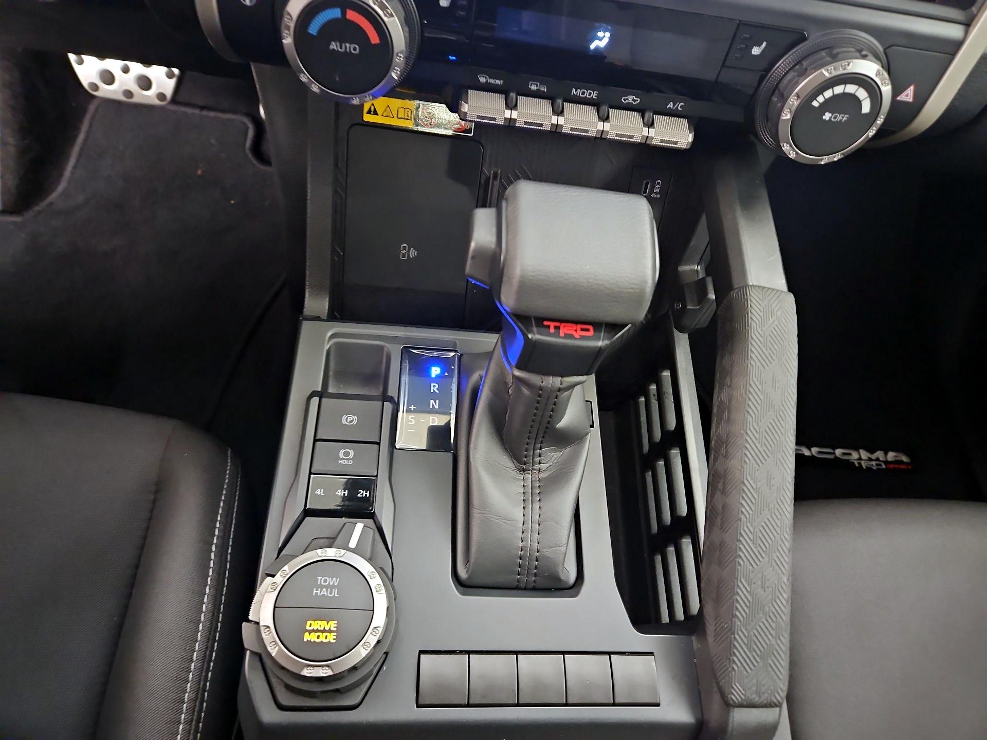 Thumbnail: 2024 Toyota Tacoma - 17