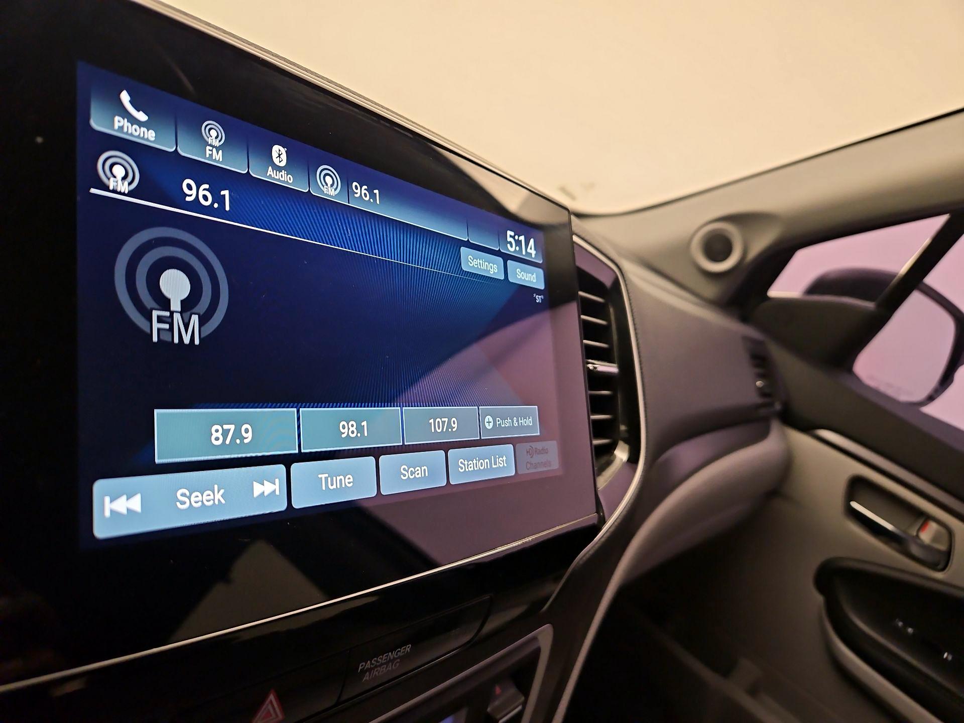 Thumbnail: 2021 Honda Pilot - 15