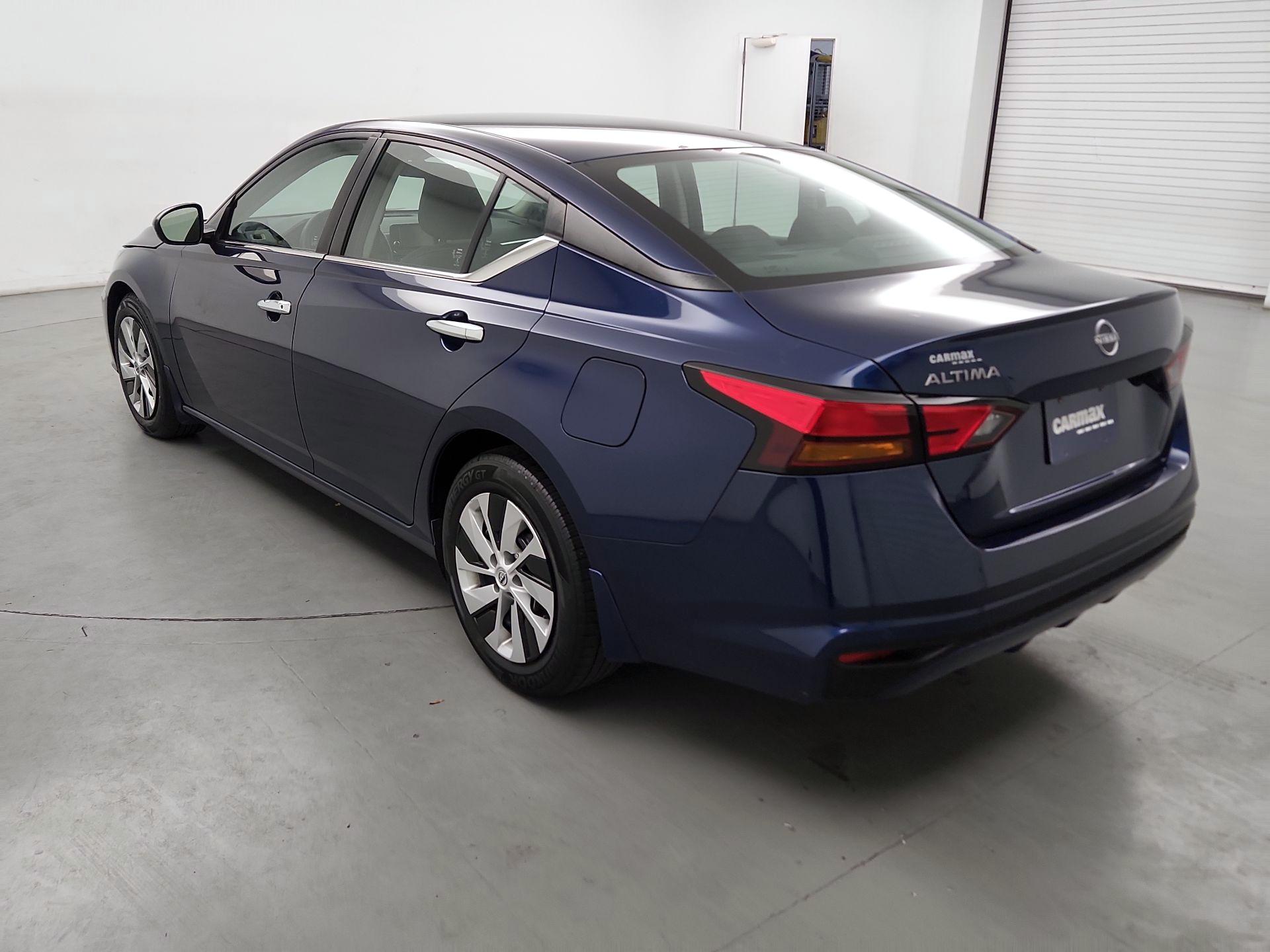 Thumbnail: 2023 Nissan Altima - 7