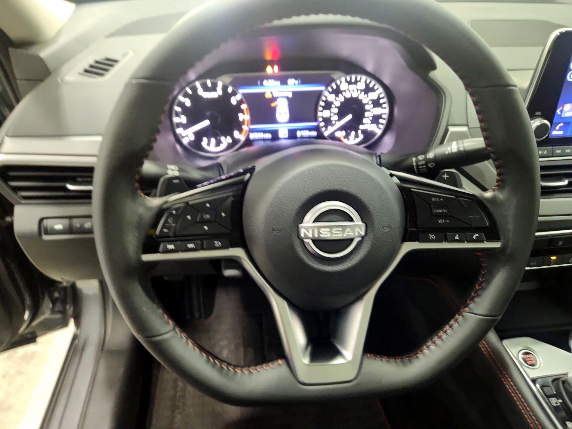 Thumbnail: 2023 Nissan Altima - 10