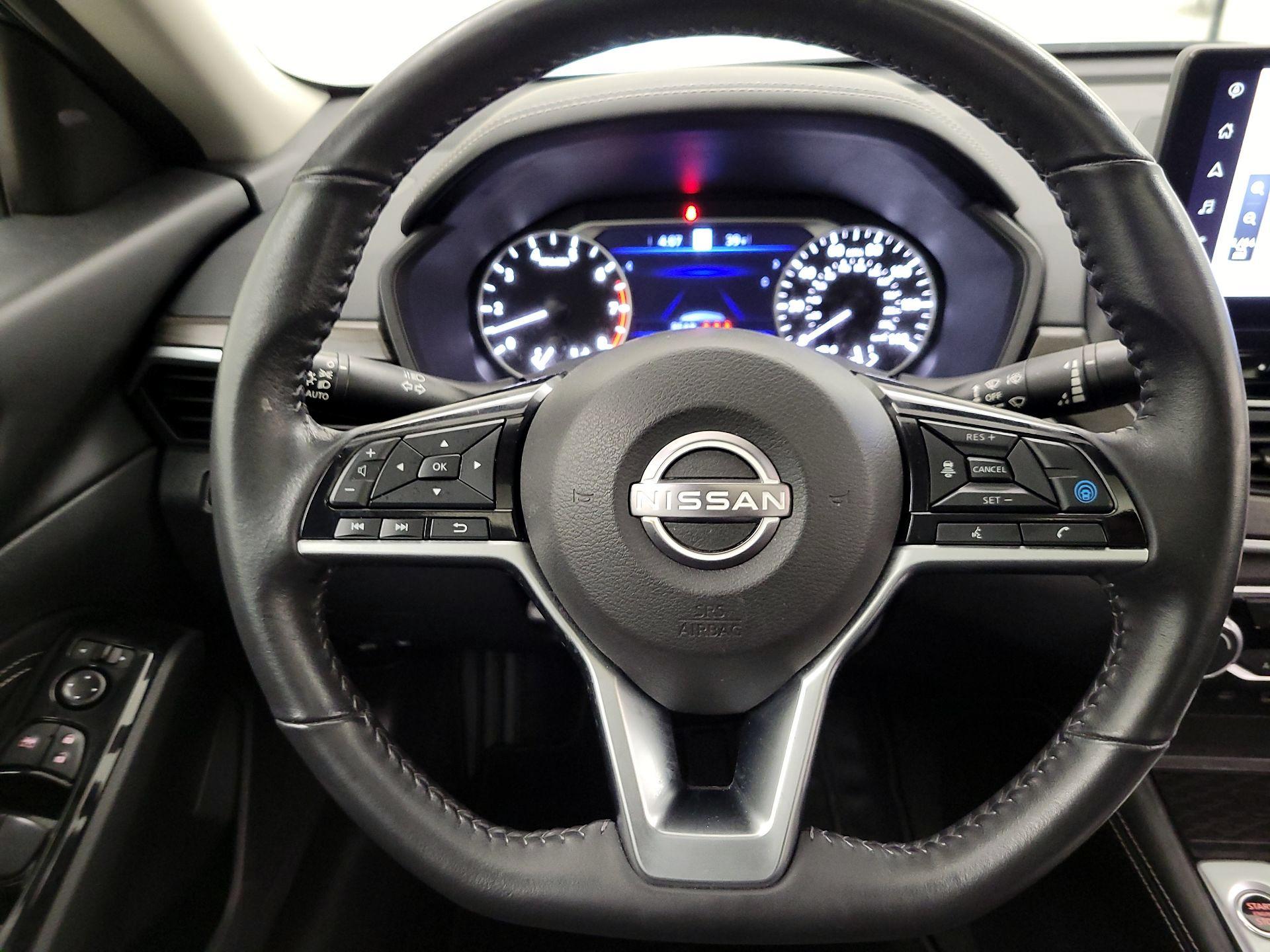 Thumbnail: 2023 Nissan Altima - 10