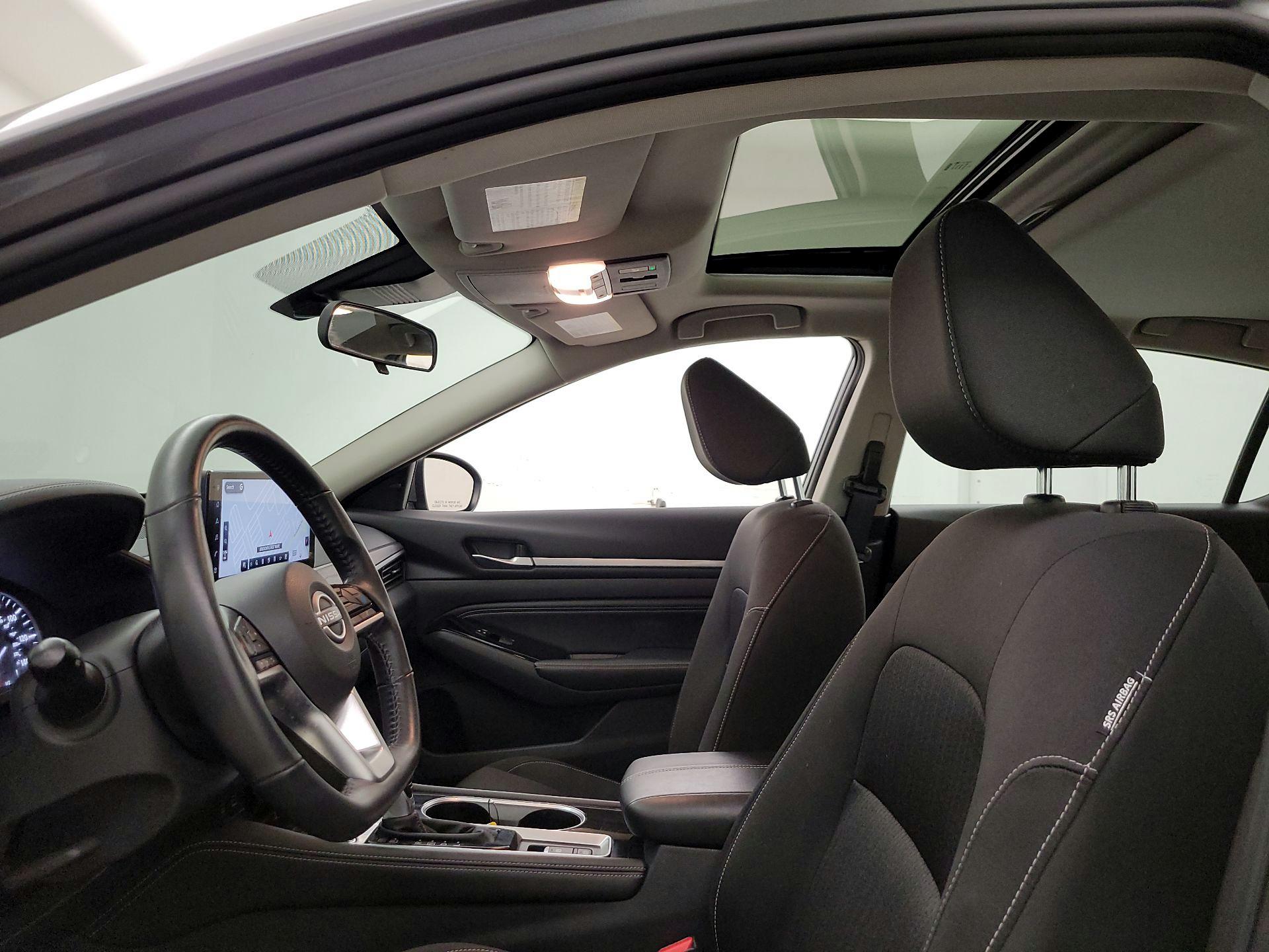 Thumbnail: 2023 Nissan Altima - 20