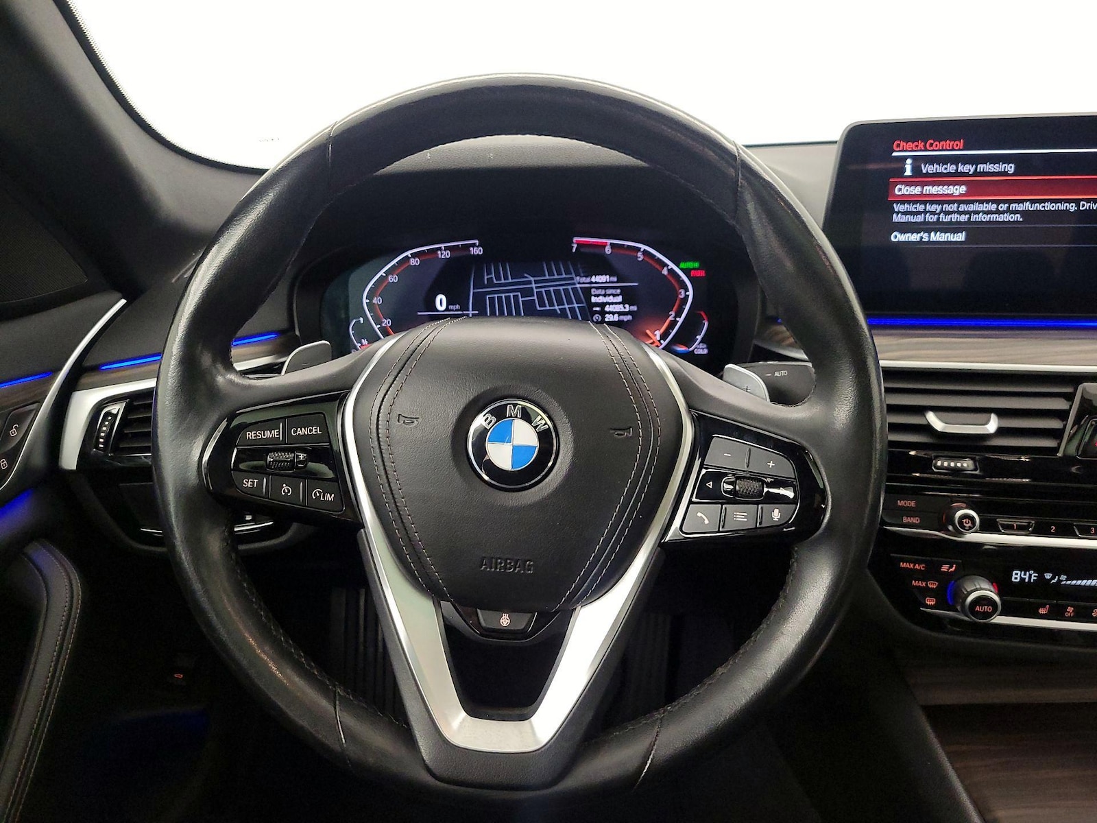 2022 BMW 5 Series 530i - Photo 11