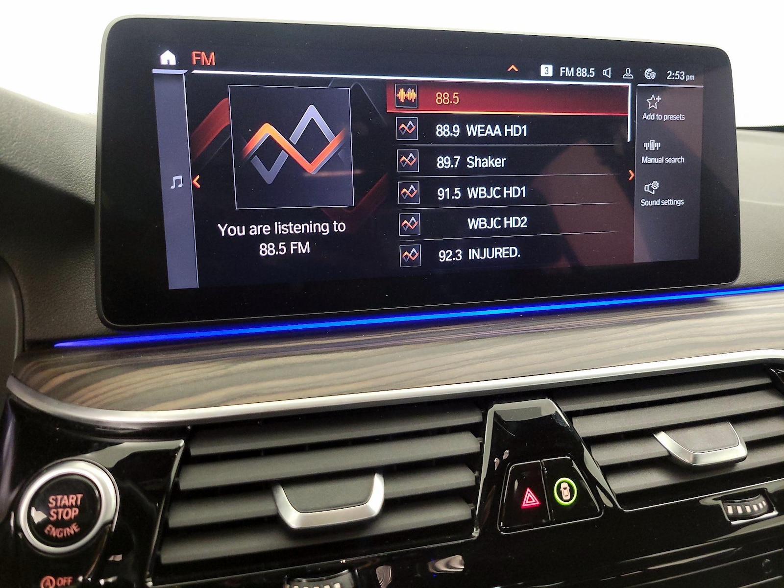 2022 BMW 5 Series 530i - Photo 17