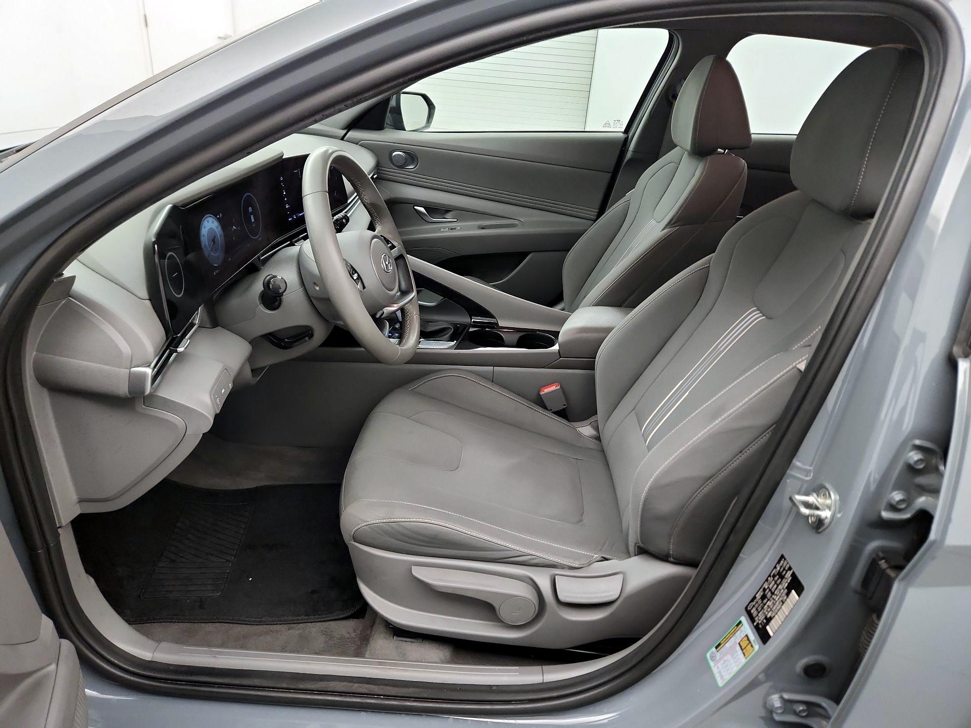 Thumbnail: 2023 Hyundai Elantra - 9