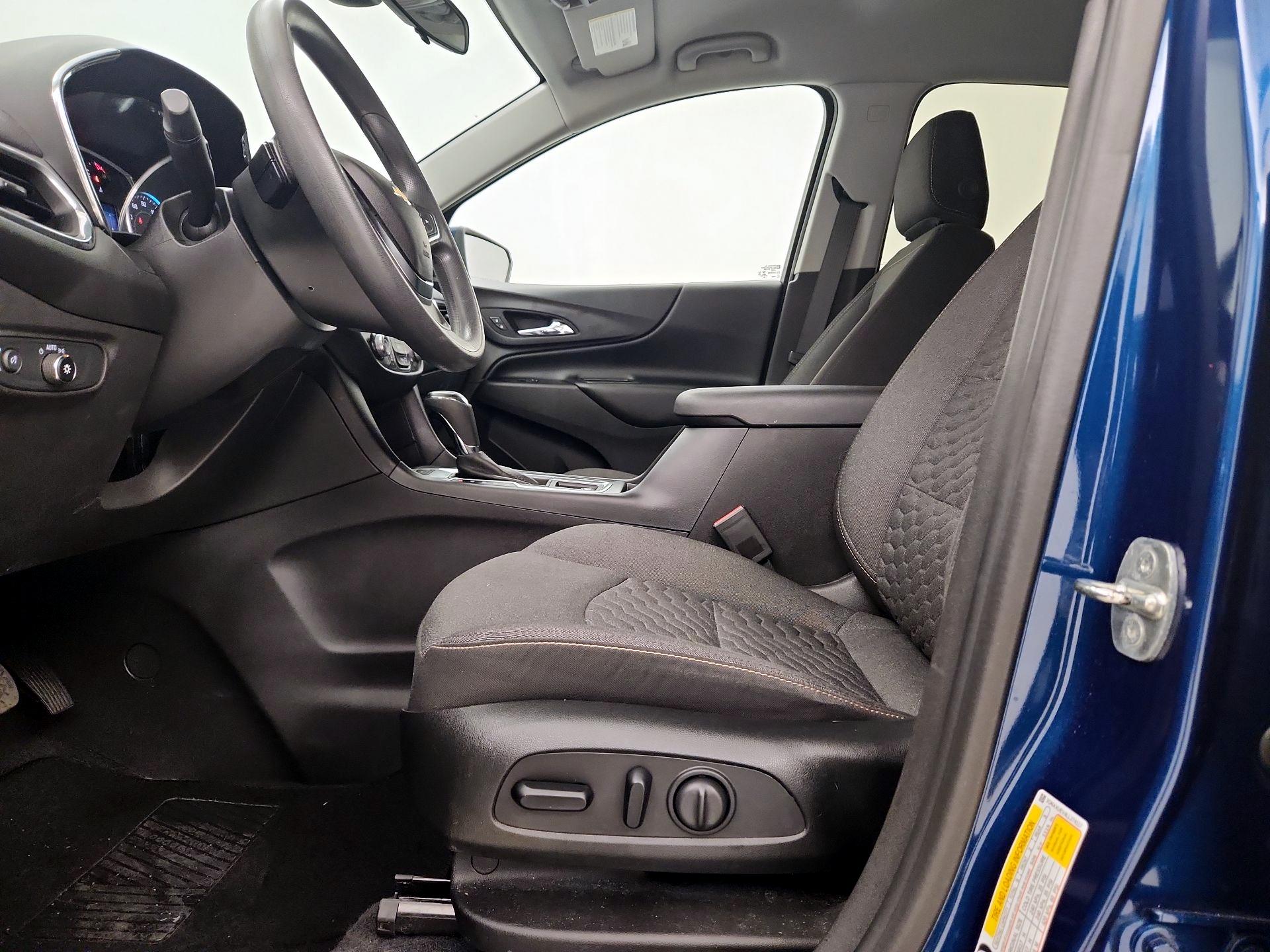 Thumbnail: 2020 Chevrolet Equinox - 11